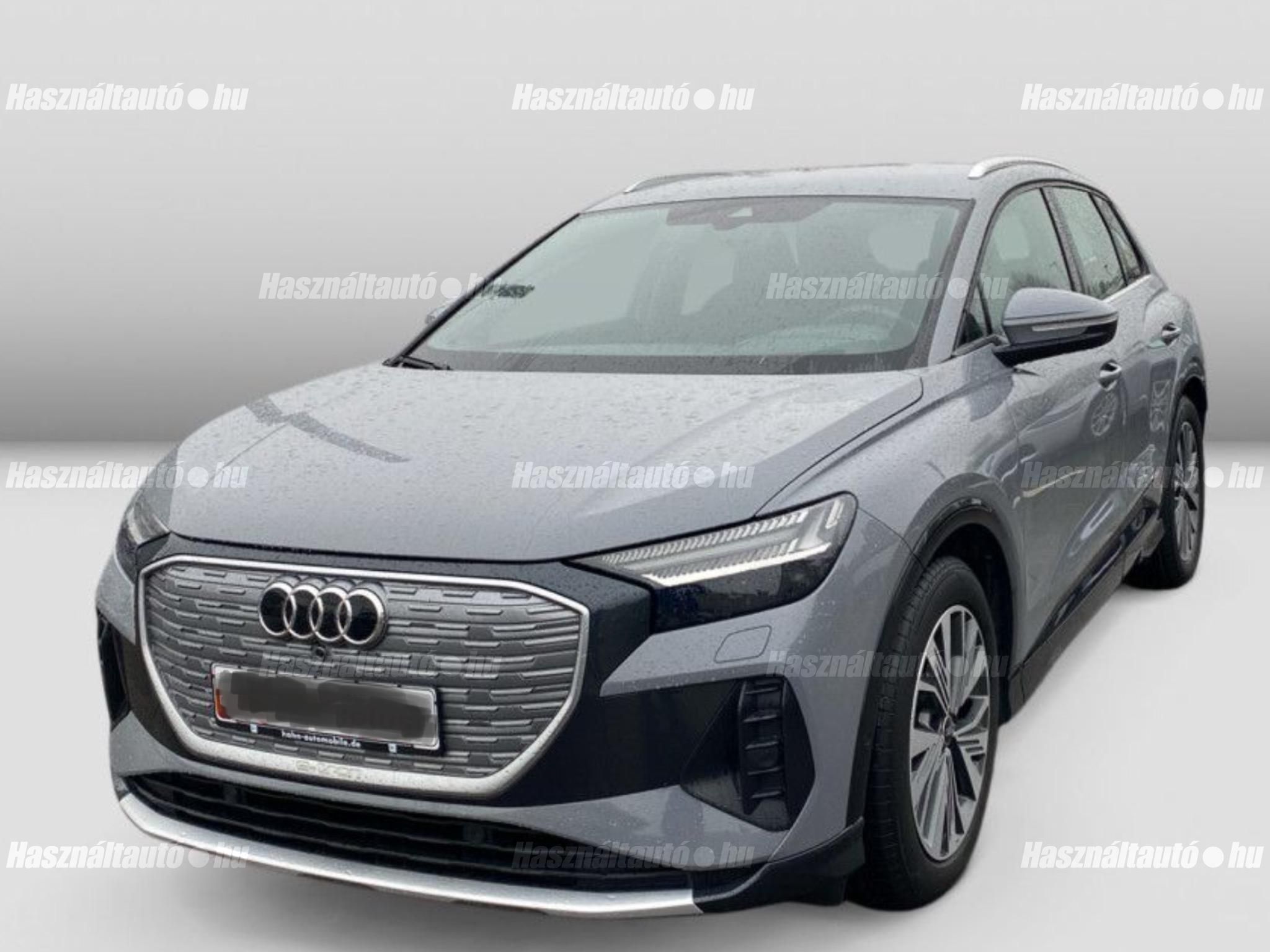 AUDI Q4 2022/1 - 1