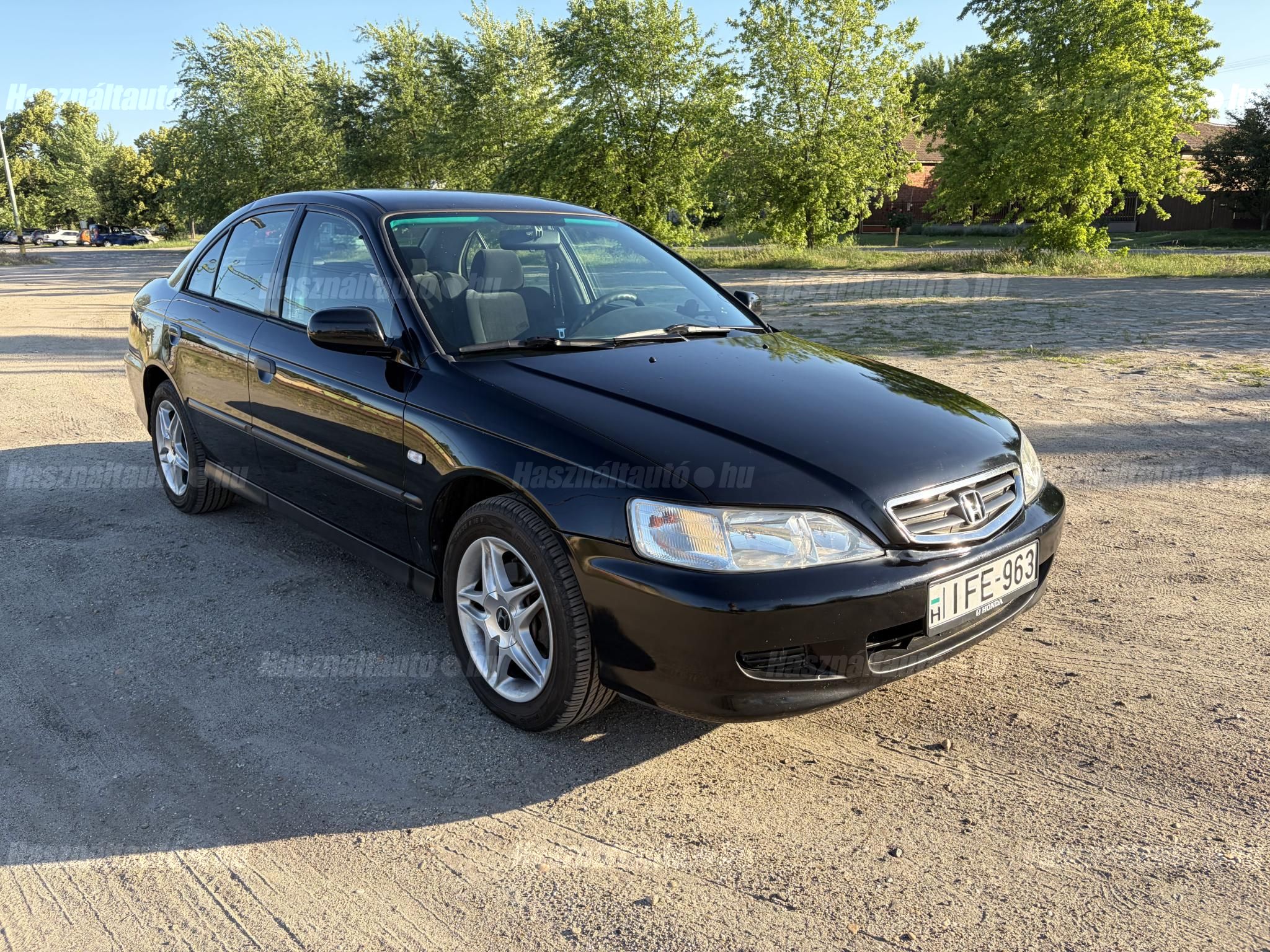 HONDA ACCORD 2002/8 - 1