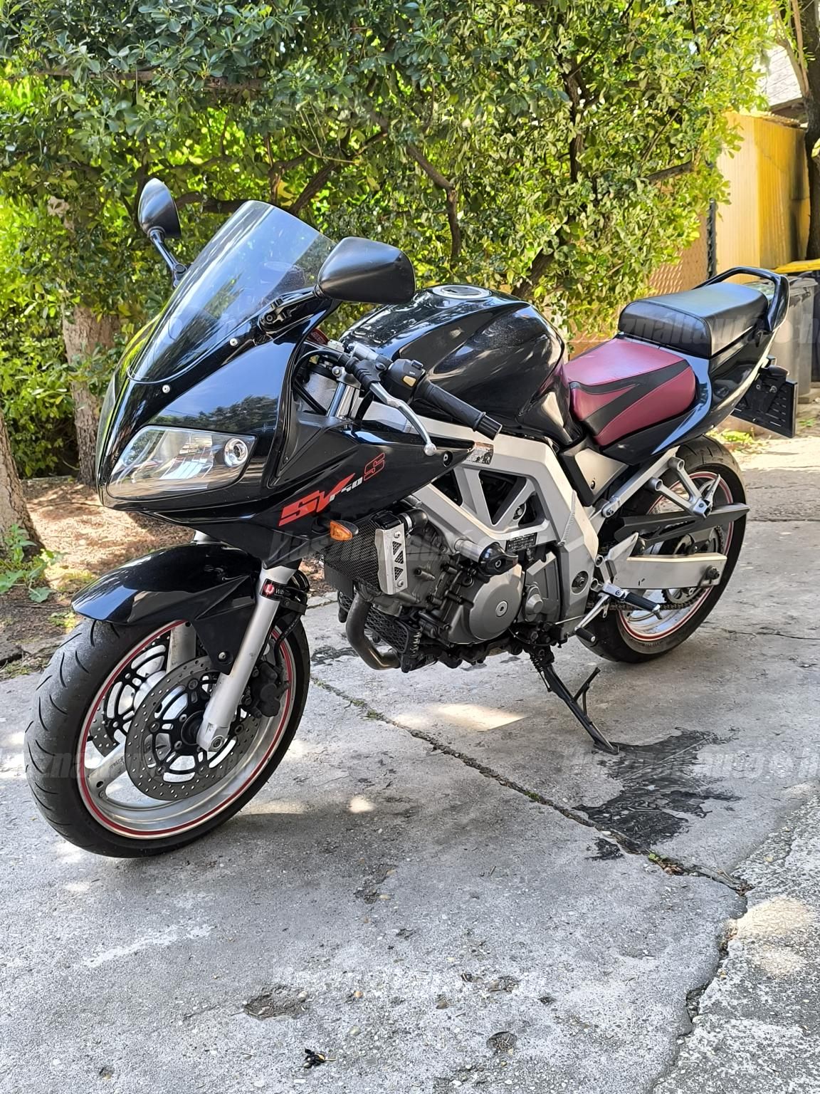 SUZUKI SV 650 S 2004 - 1