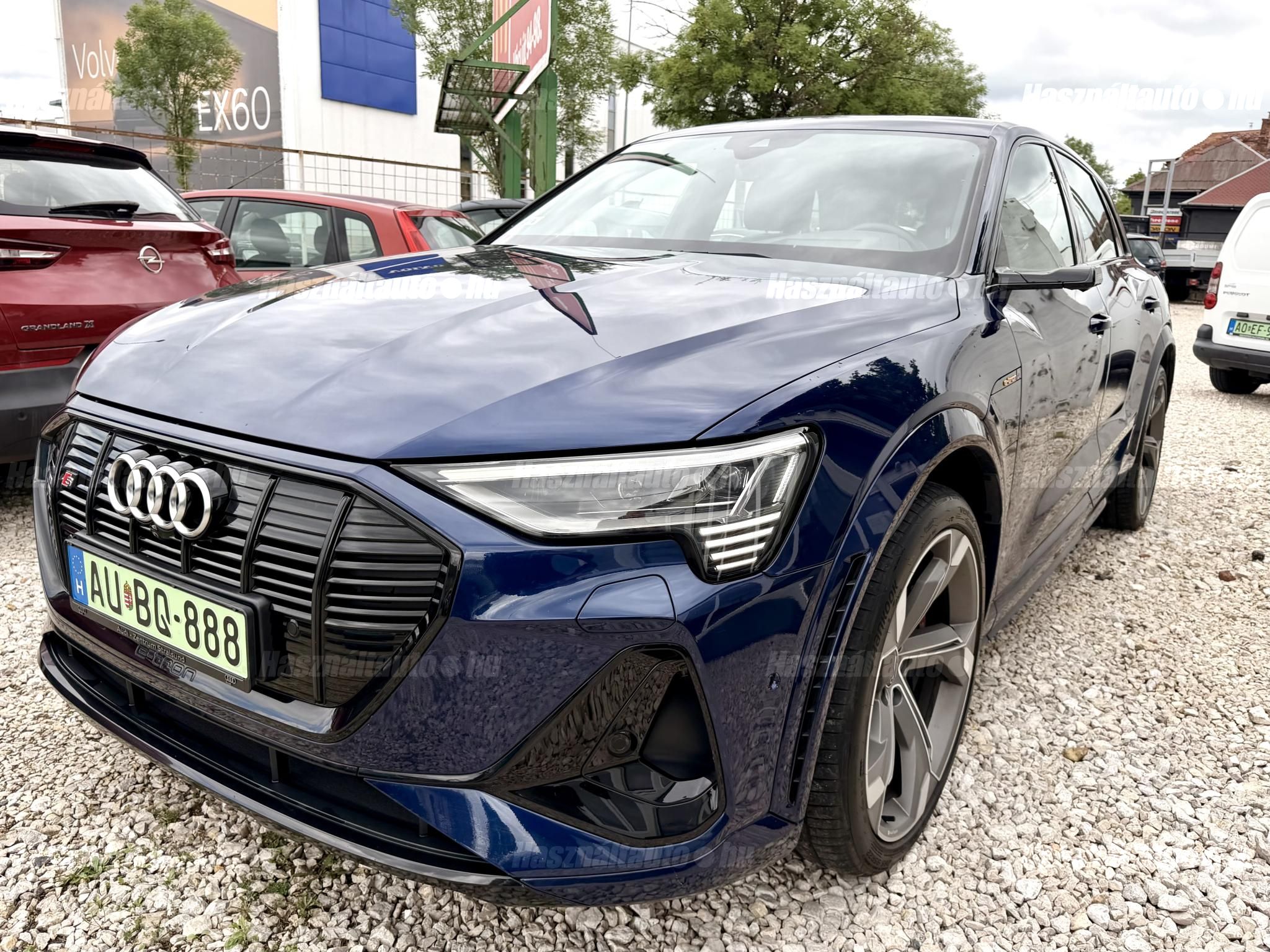 AUDI E-TRON 2021/11 - 1