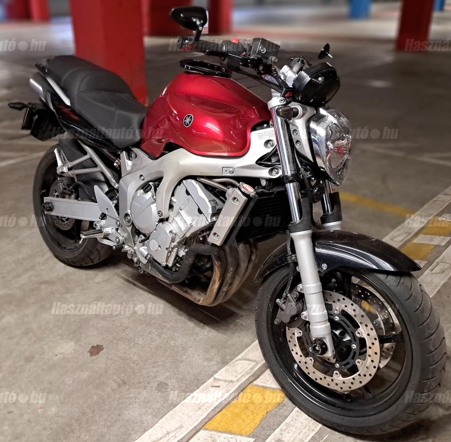 YAMAHA FZ6-N 2004/6 - 1