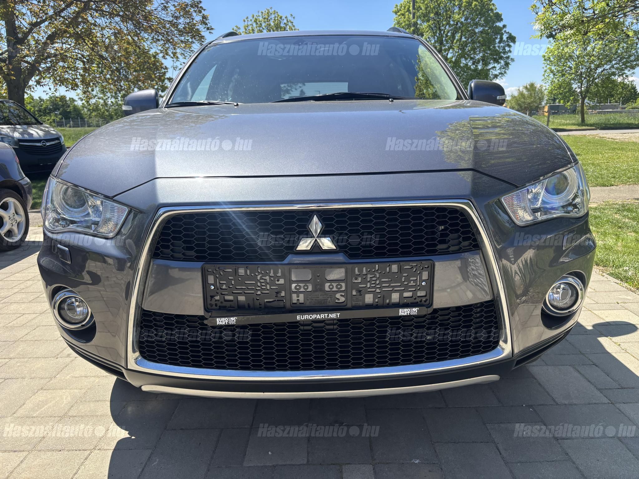 MITSUBISHI OUTLANDER 2012/9 - 1
