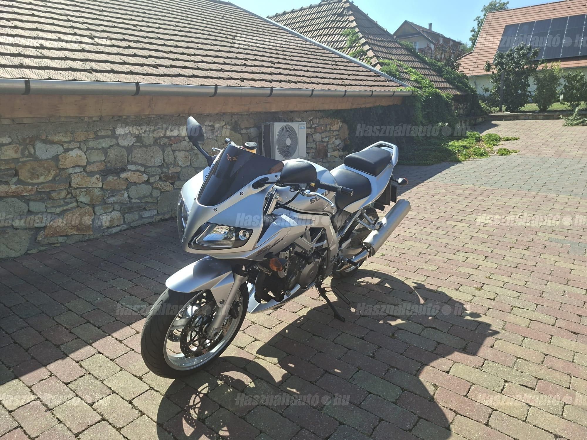 SUZUKI SV 1000 S 2004/12 - 1