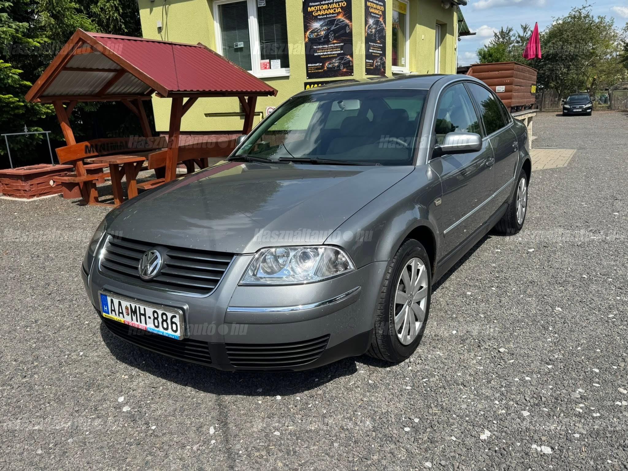 VOLKSWAGEN PASSAT 2002 - 1
