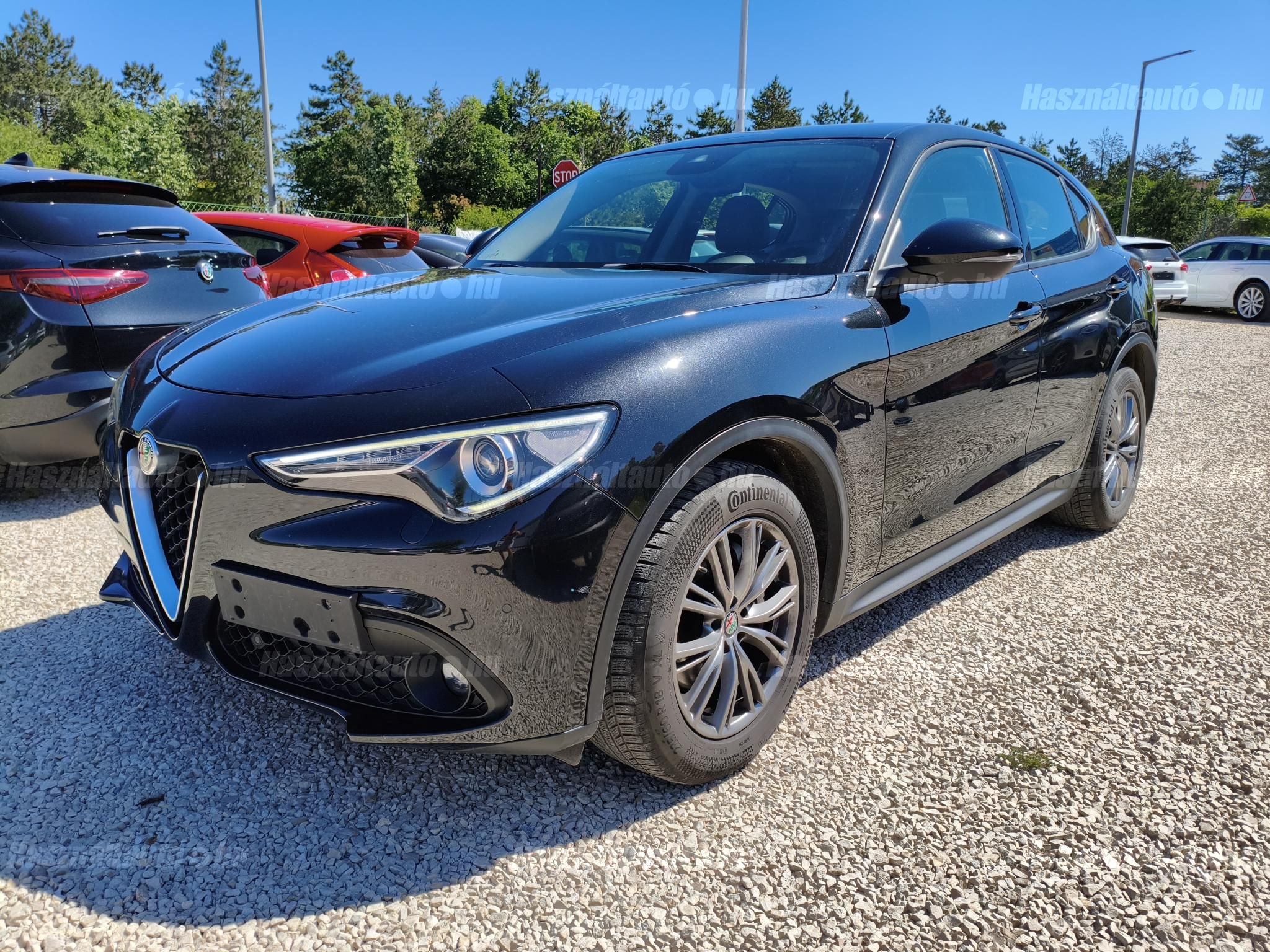 ALFA ROMEO STELVIO 2018/7 - 1