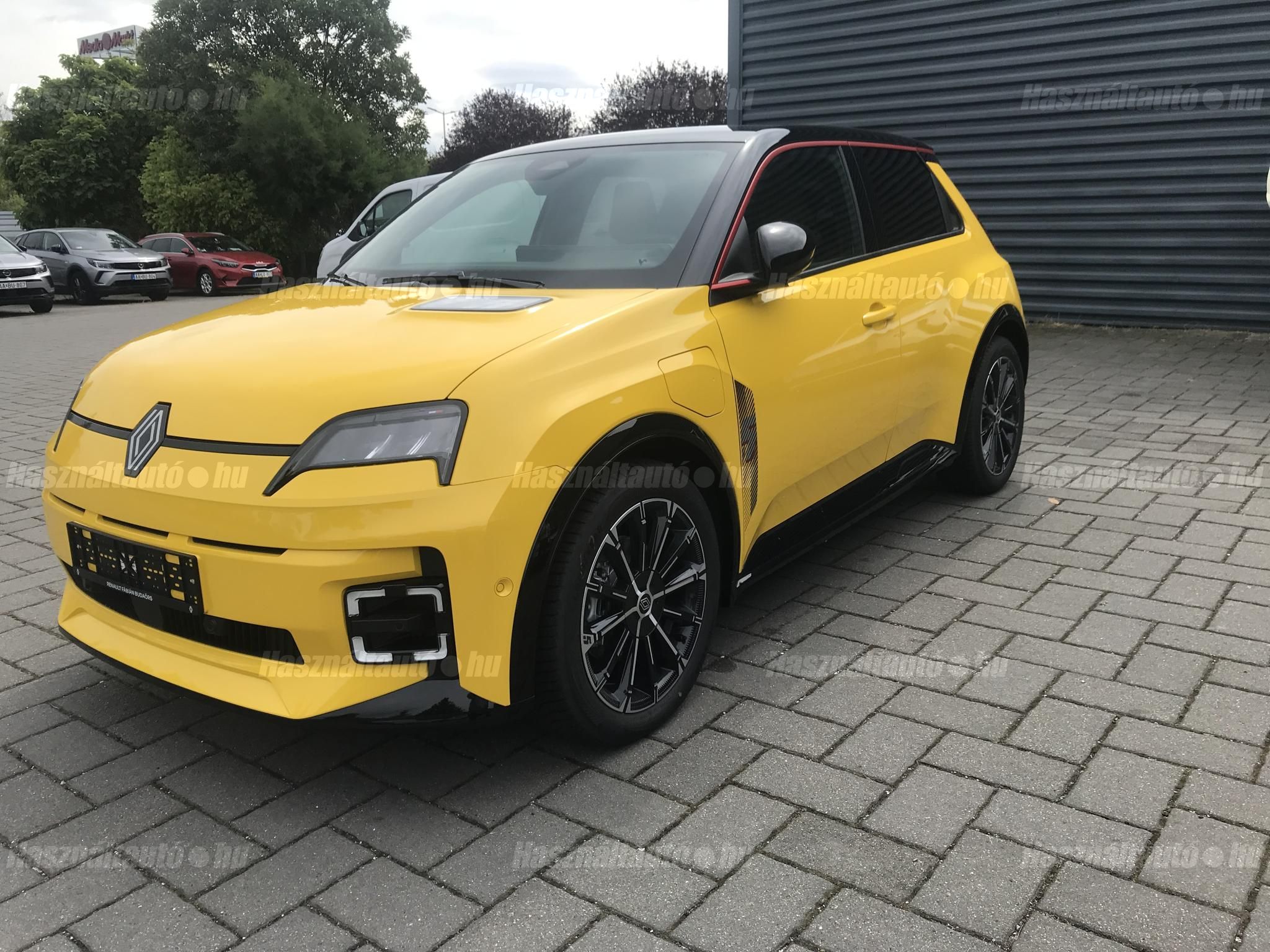 RENAULT R 5 2026 - 1