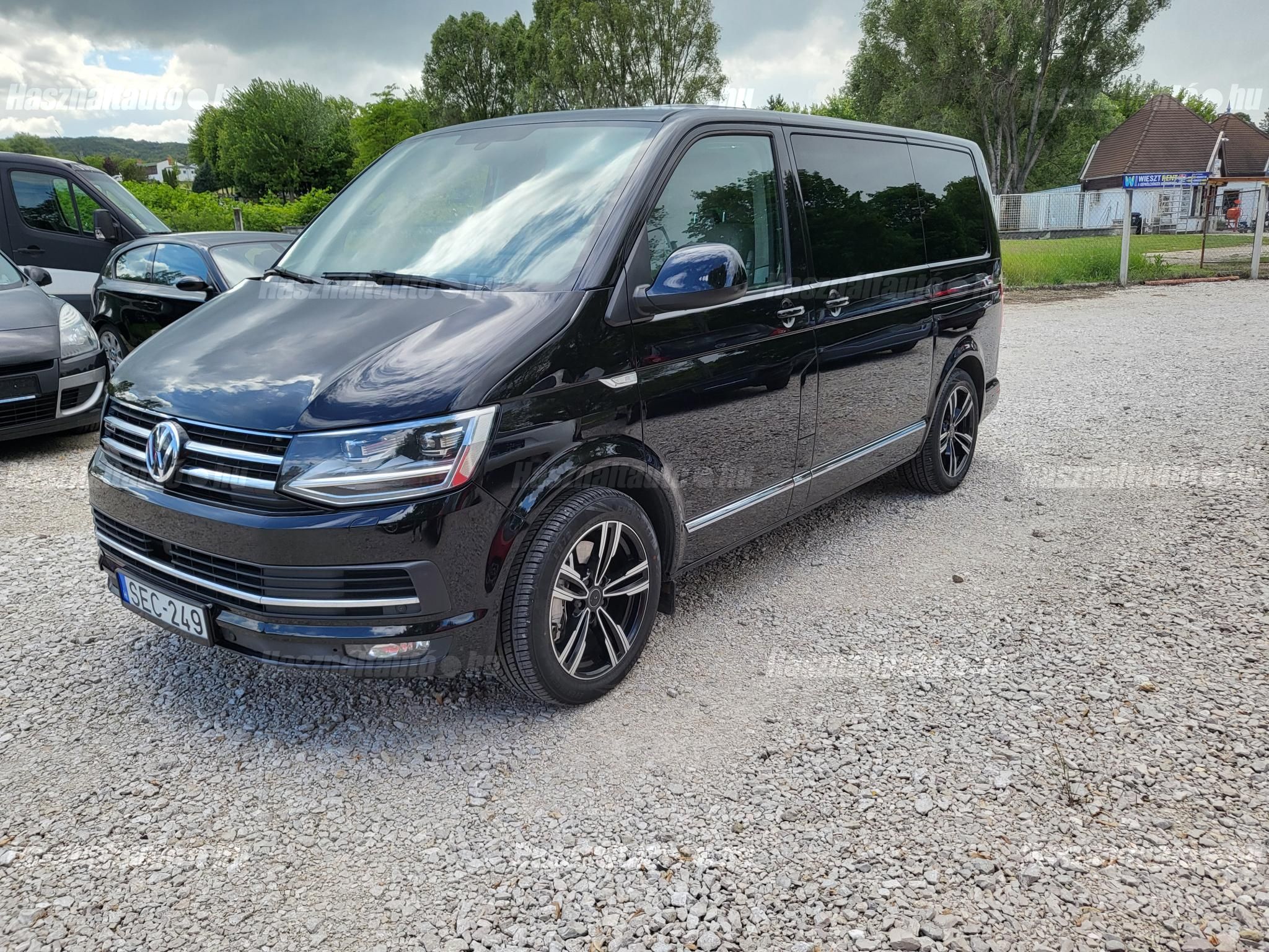 VOLKSWAGEN MULTIVAN 2016/6 - 1