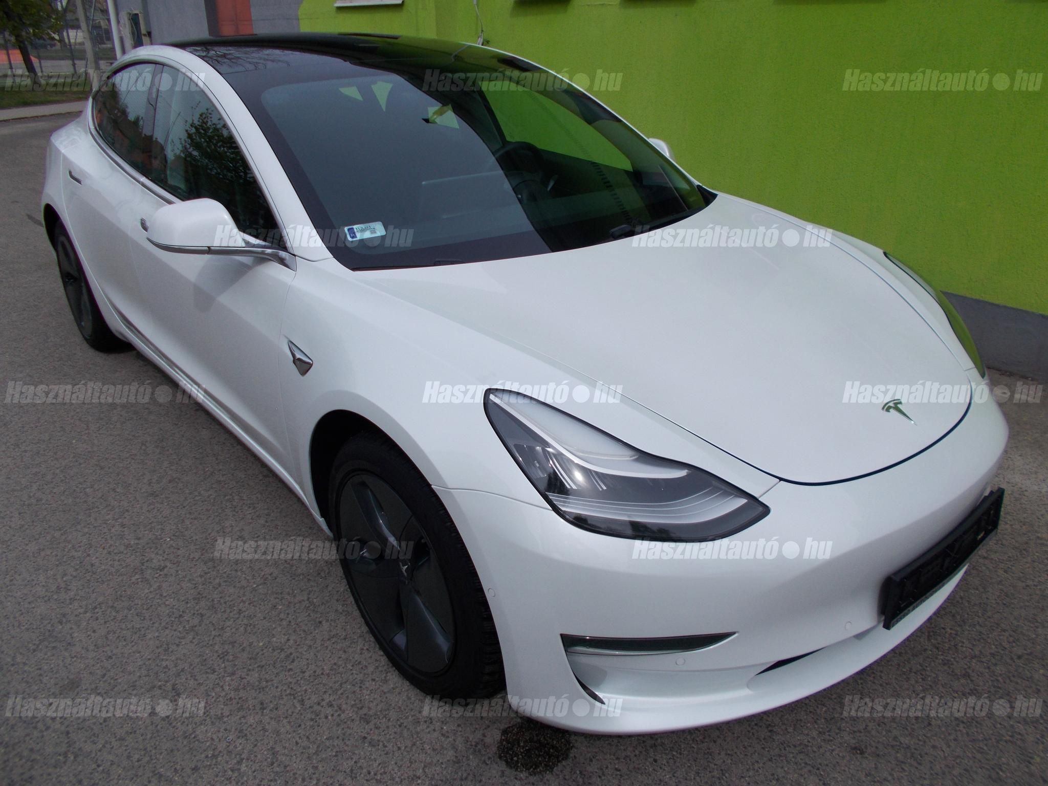 TESLA MODEL 3 2019/9 - 1