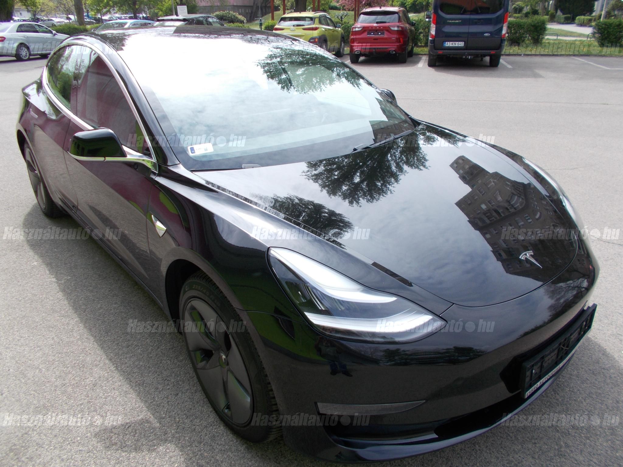 TESLA MODEL 3 2019/3 - 1