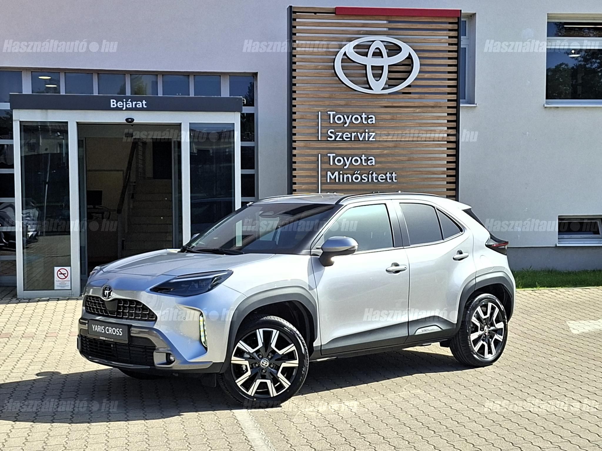 TOYOTA YARIS CROSS 2026 - 1