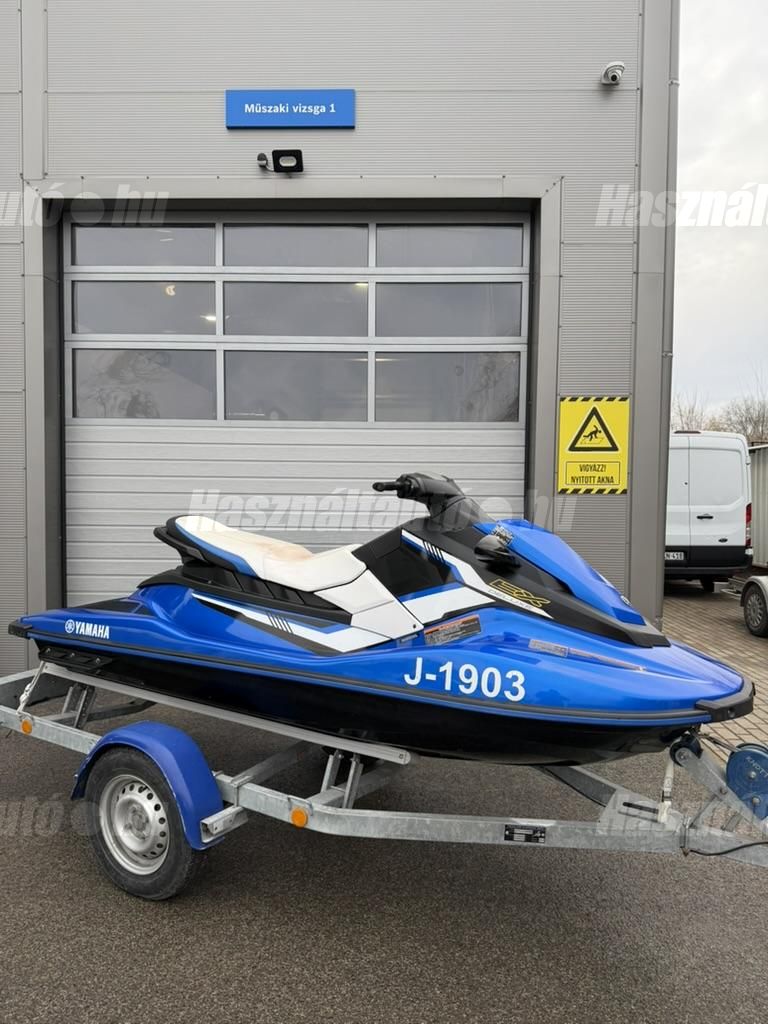 YAMAHA 2017/8 - 1