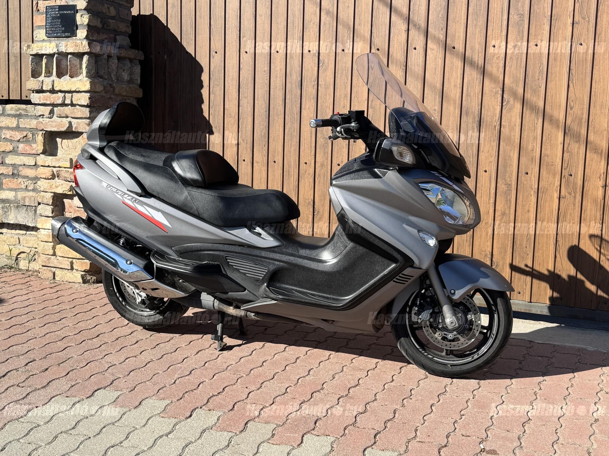 SUZUKI AN 650 BURGMAN 2014/8 - 1