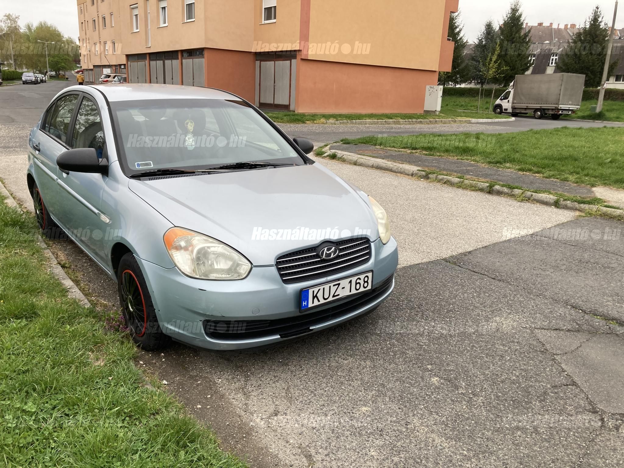 HYUNDAI ACCENT 2007/9 - 1