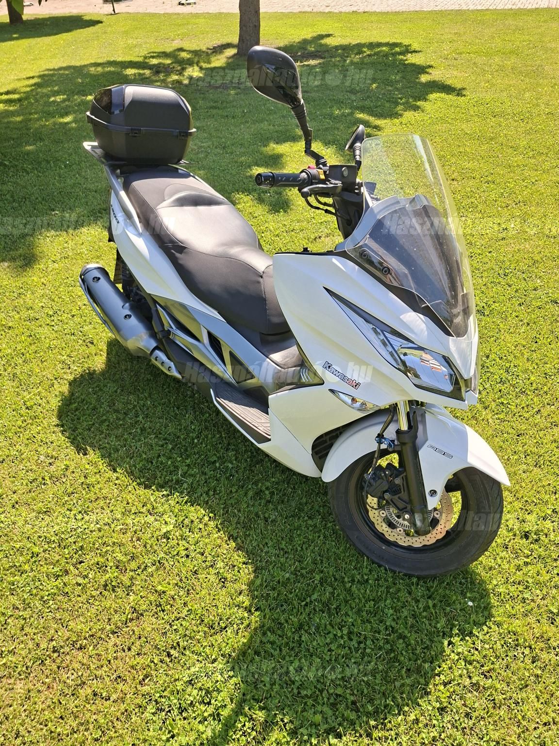 KAWASAKI J 300 2016 - 1