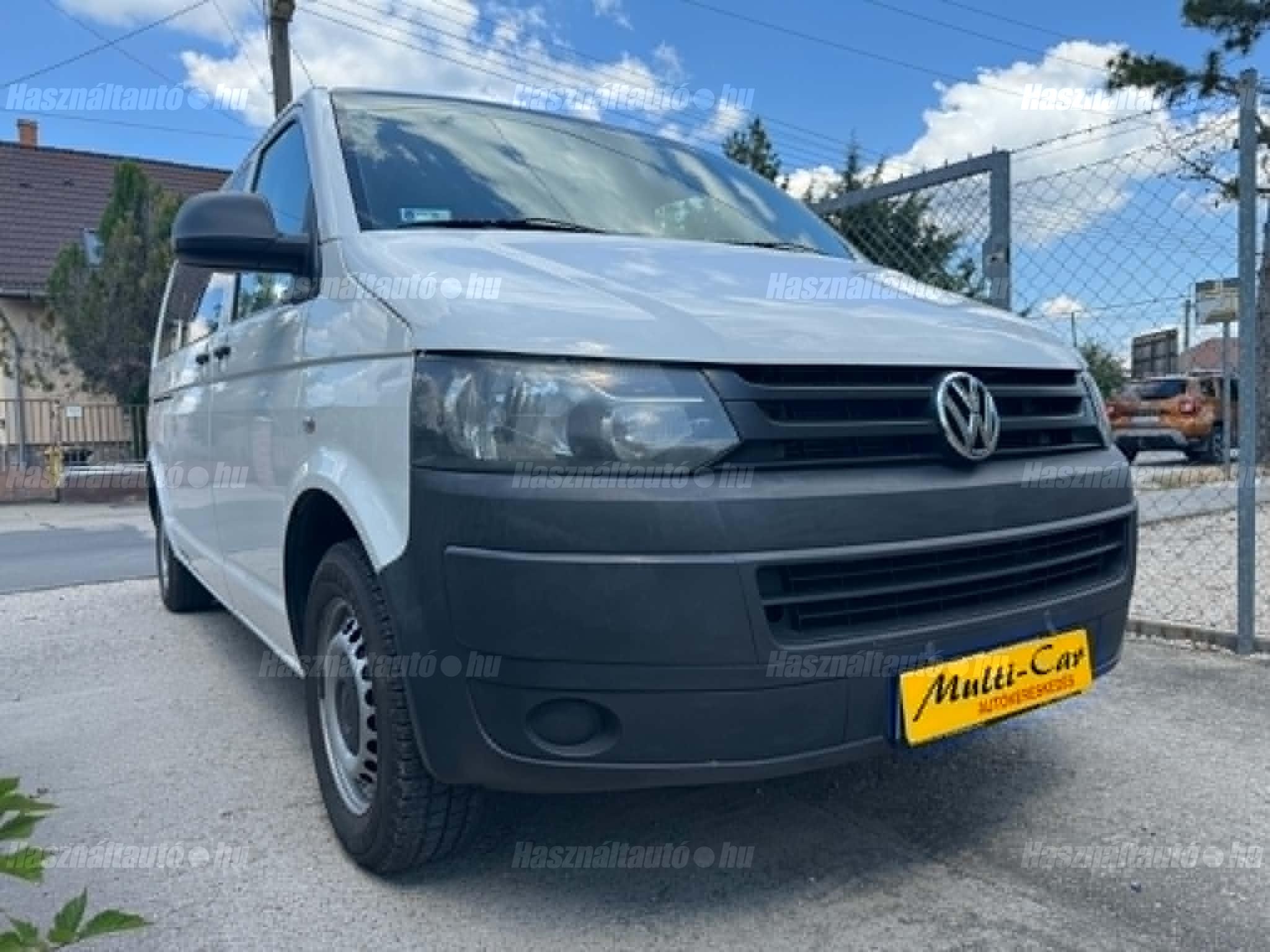 VOLKSWAGEN TRANSPORTER 2011/4 - 1