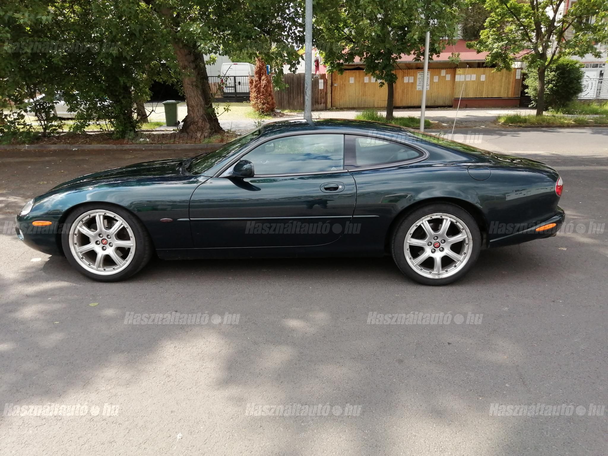 JAGUAR XK 2002/2 - 1