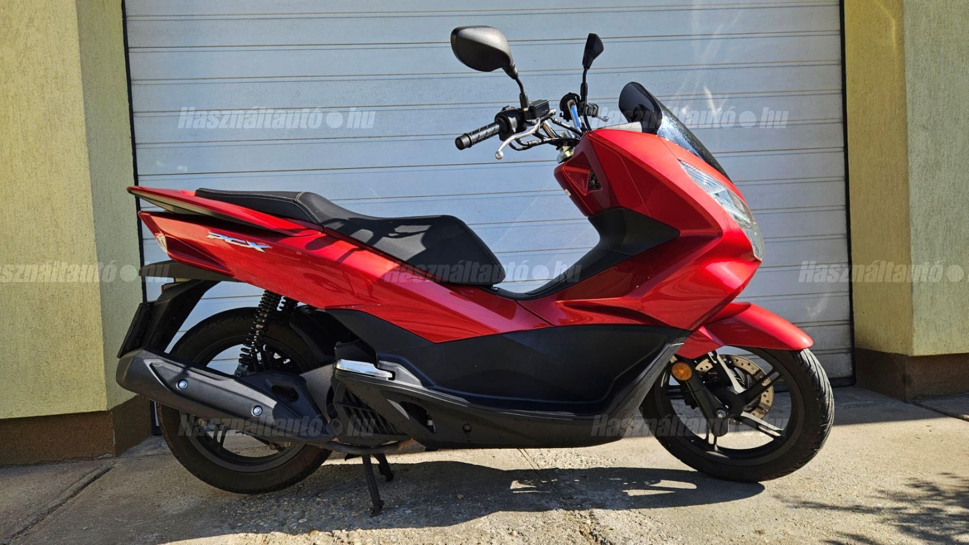 HONDA PCX 125 2017 - 1