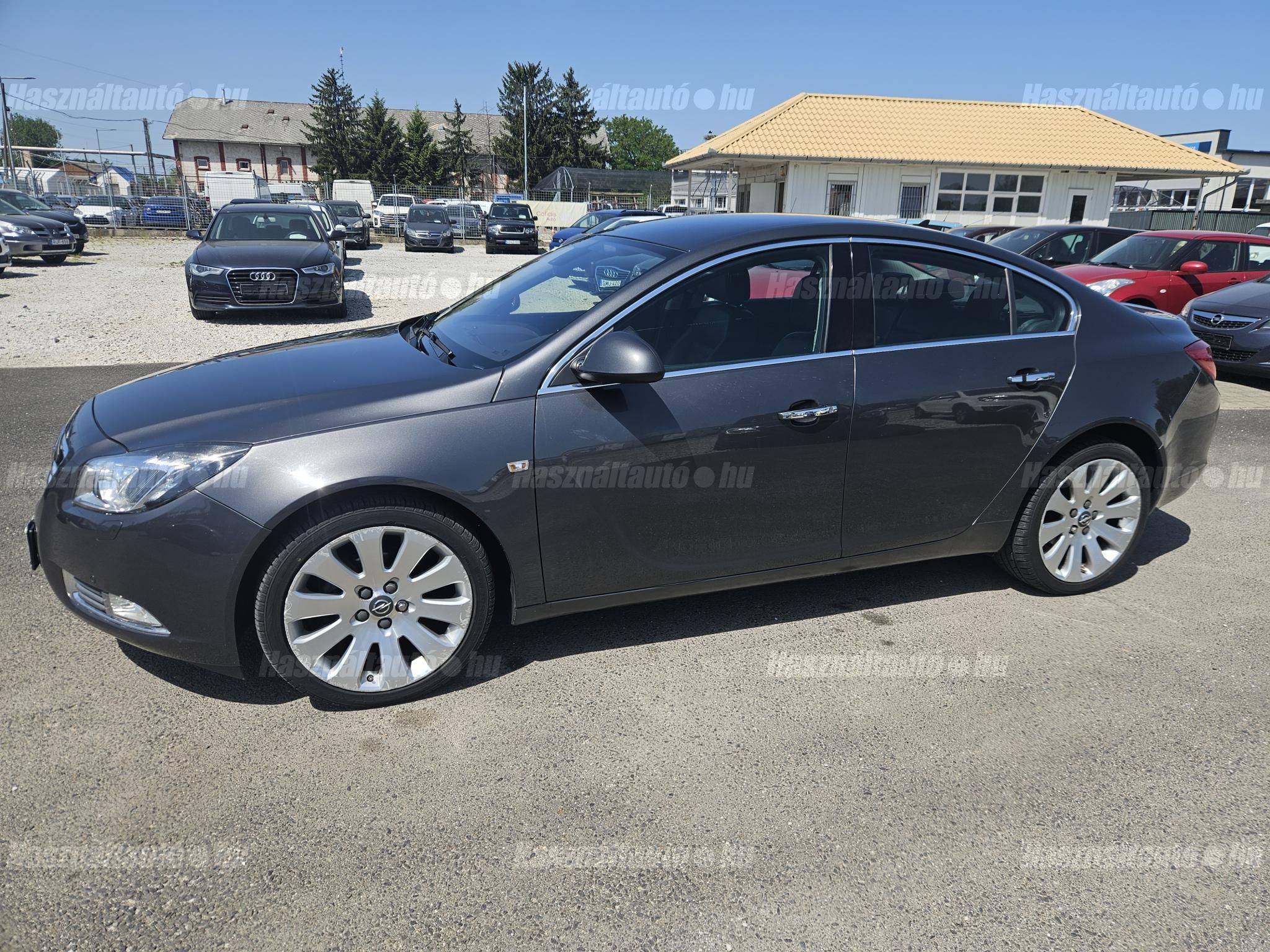 OPEL INSIGNIA 2009/10 - 1