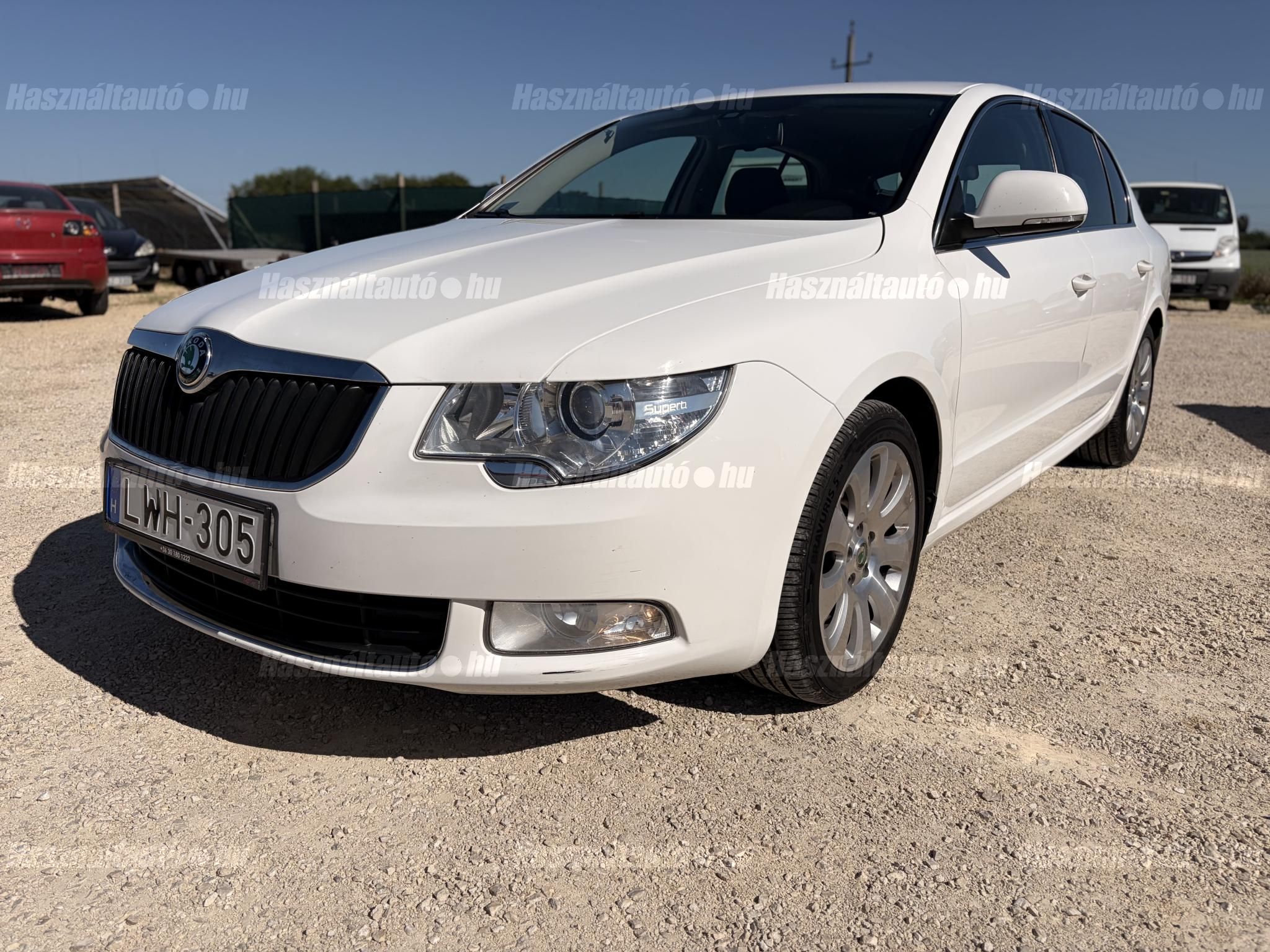 SKODA SUPERB 2011/4 - 1