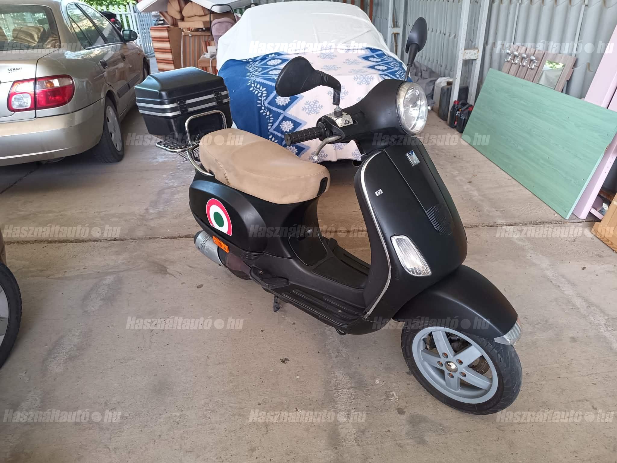 VESPA LX 50 2012/10 - 1
