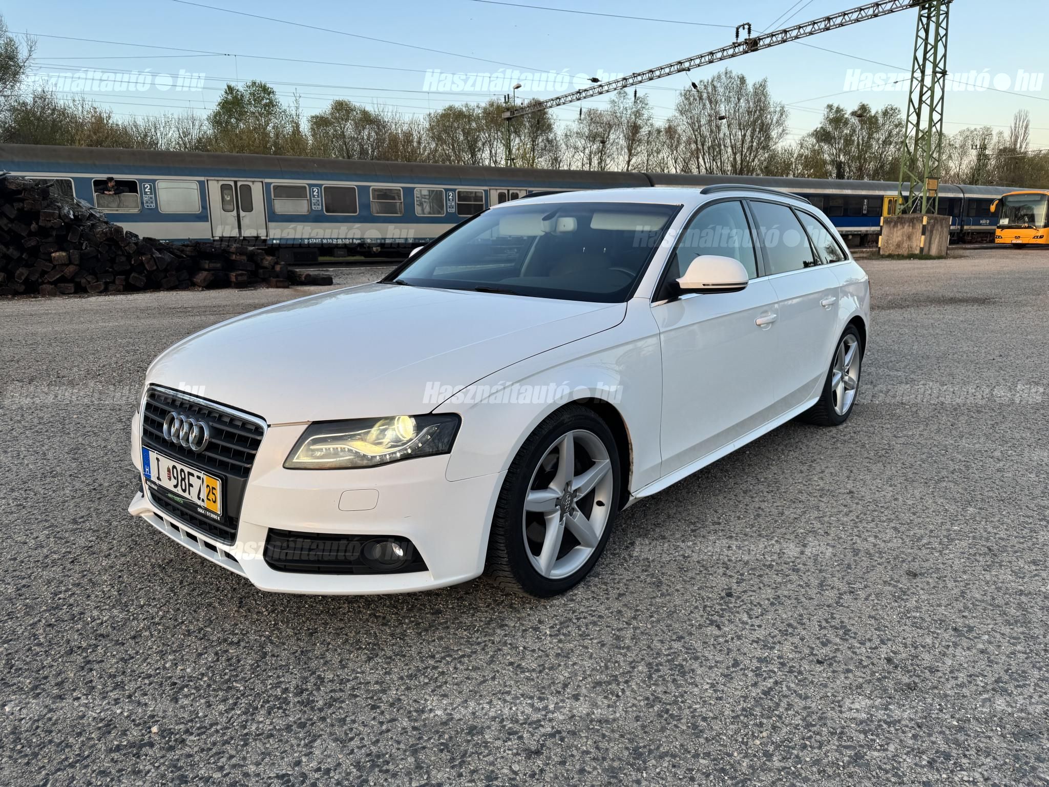 AUDI A4 2009/4 - 1