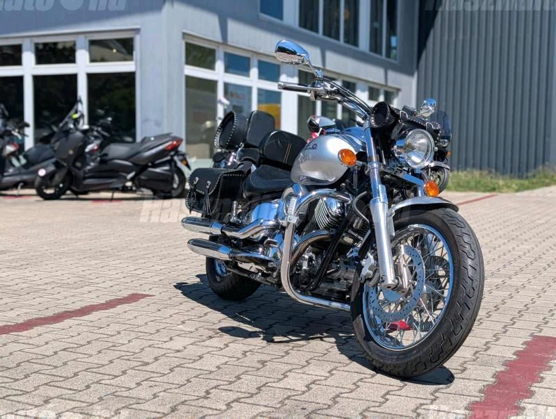 YAMAHA XVS 1100 DRAG STAR 2004 - 1