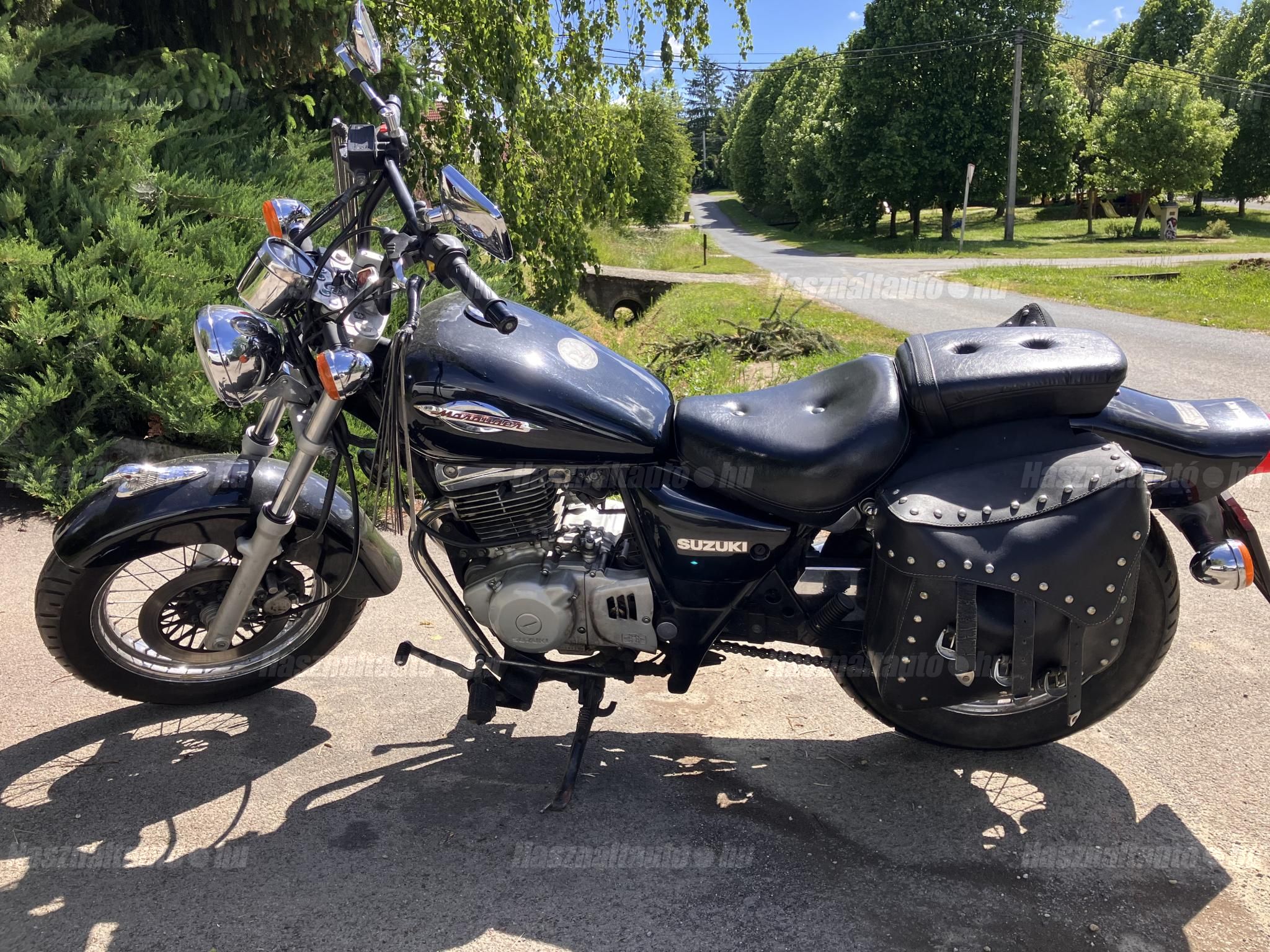 SUZUKI GZ 250 (MARAUDER) 2006/7 - 1