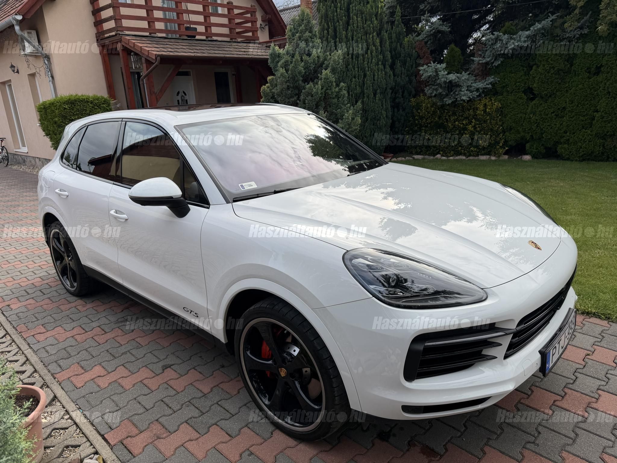 PORSCHE CAYENNE 2018/12 - 1