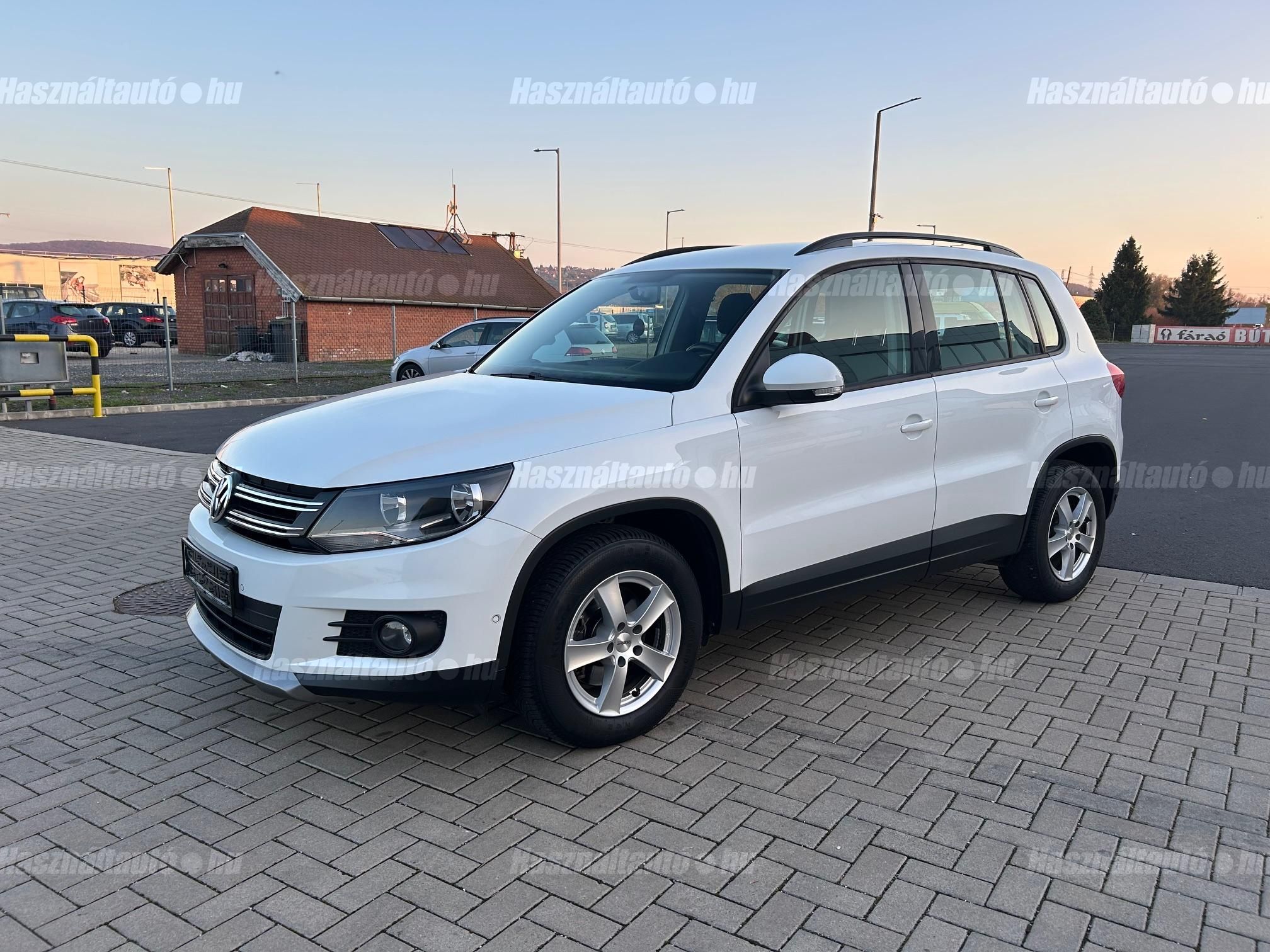 VOLKSWAGEN TIGUAN 2016/1 - 1