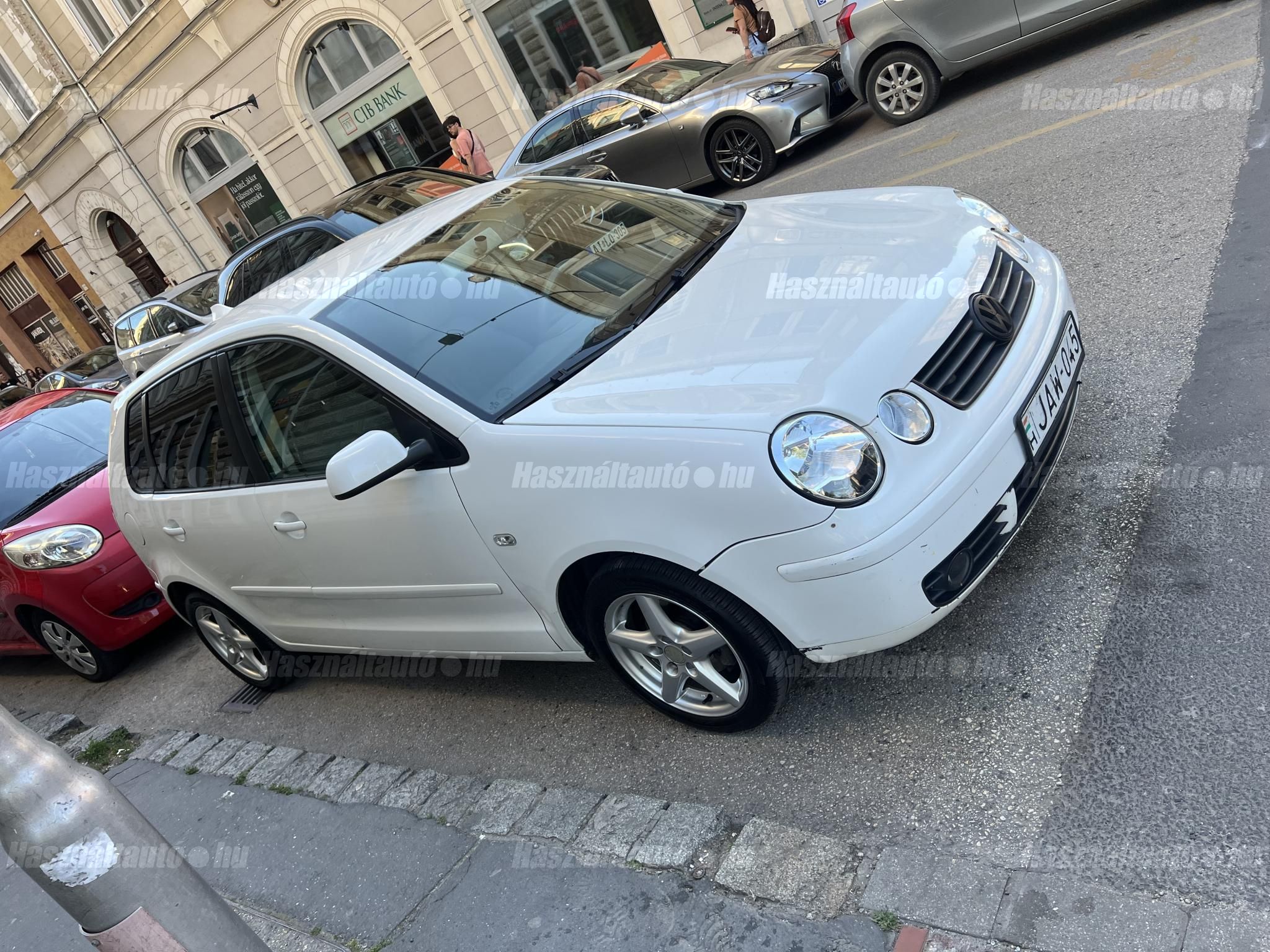 VOLKSWAGEN POLO 2004 - 1