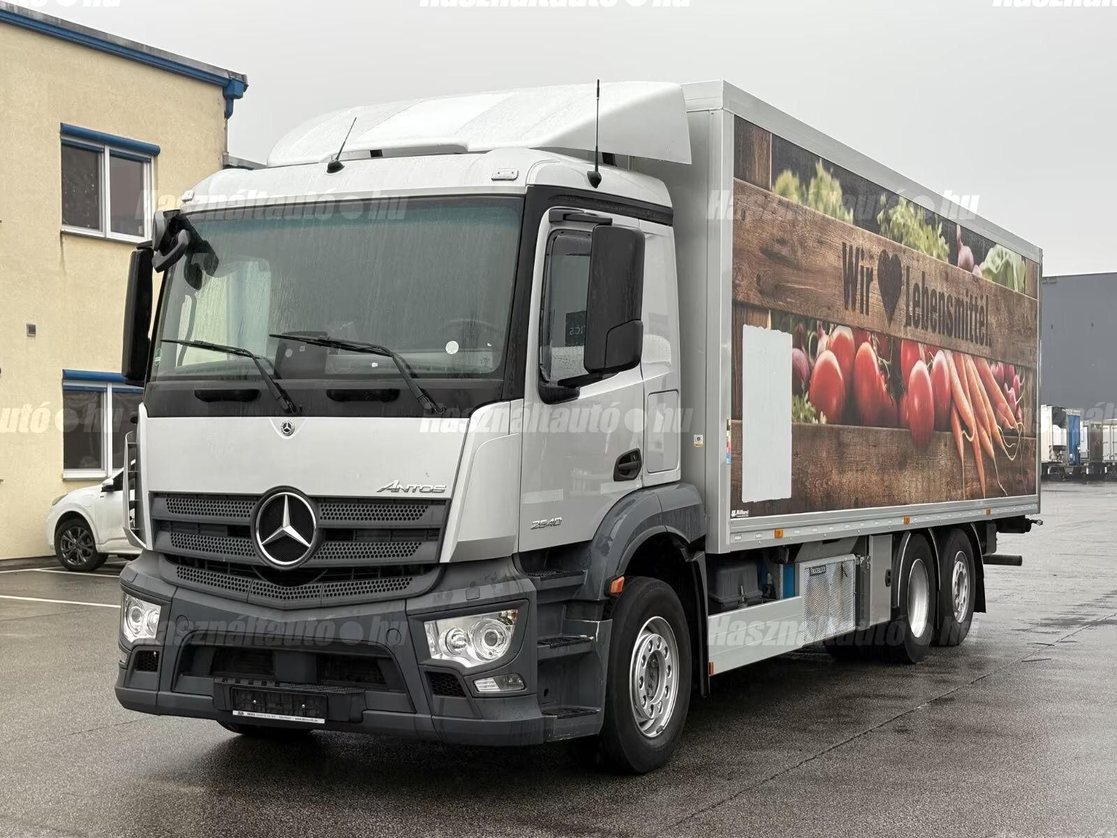 MERCEDES-BENZ 2019/1 - 1