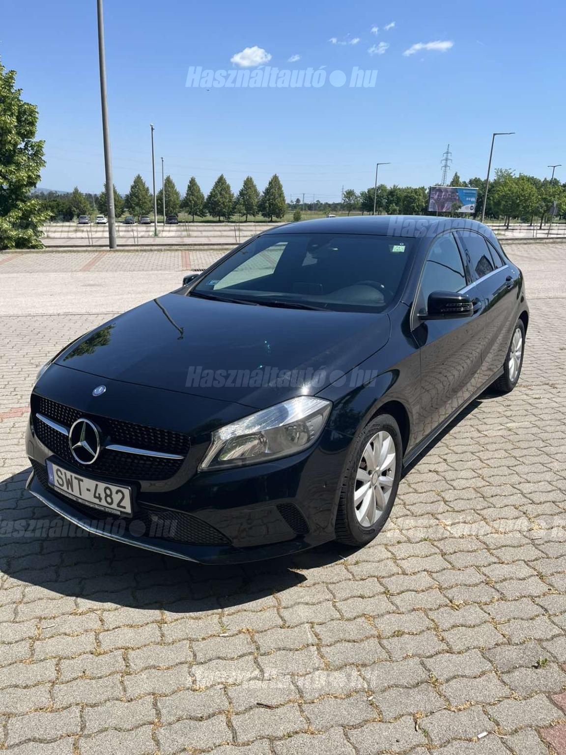 MERCEDES-BENZ A 180 2016/2 - 1