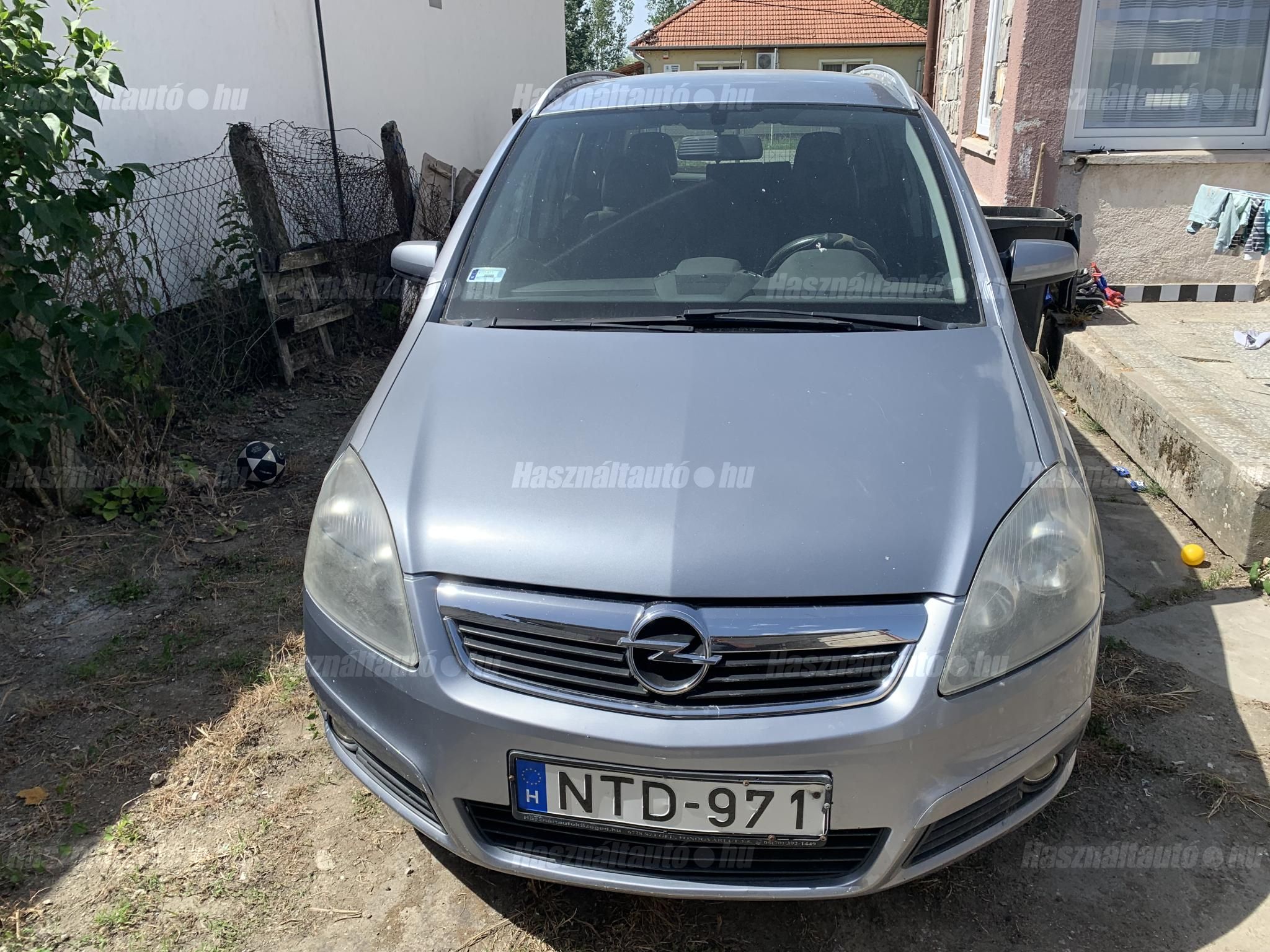 OPEL ZAFIRA B 2005/12 - 1