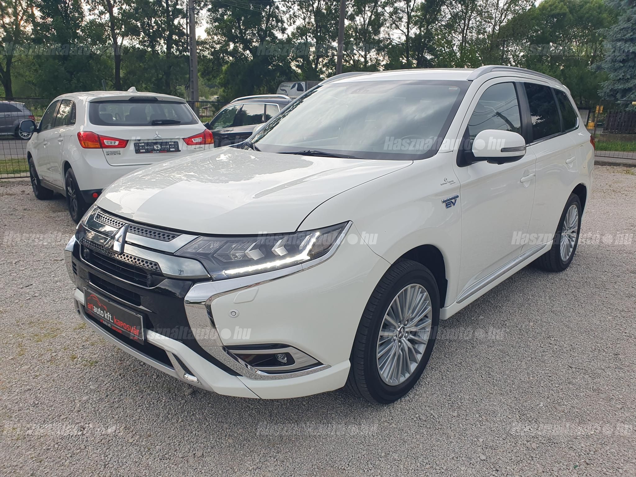 MITSUBISHI OUTLANDER 2019/5 - 1