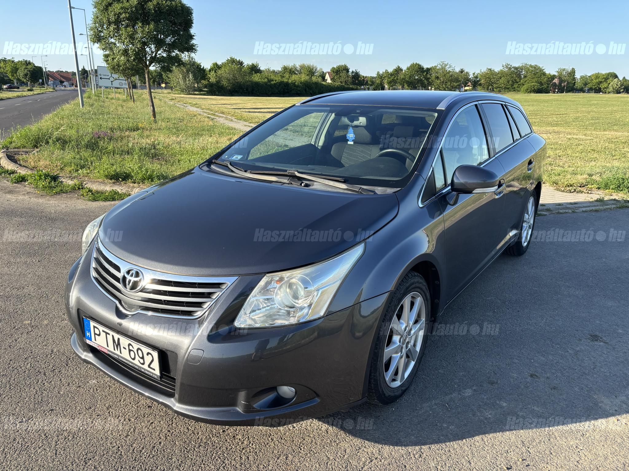 TOYOTA AVENSIS 2010/1 - 1