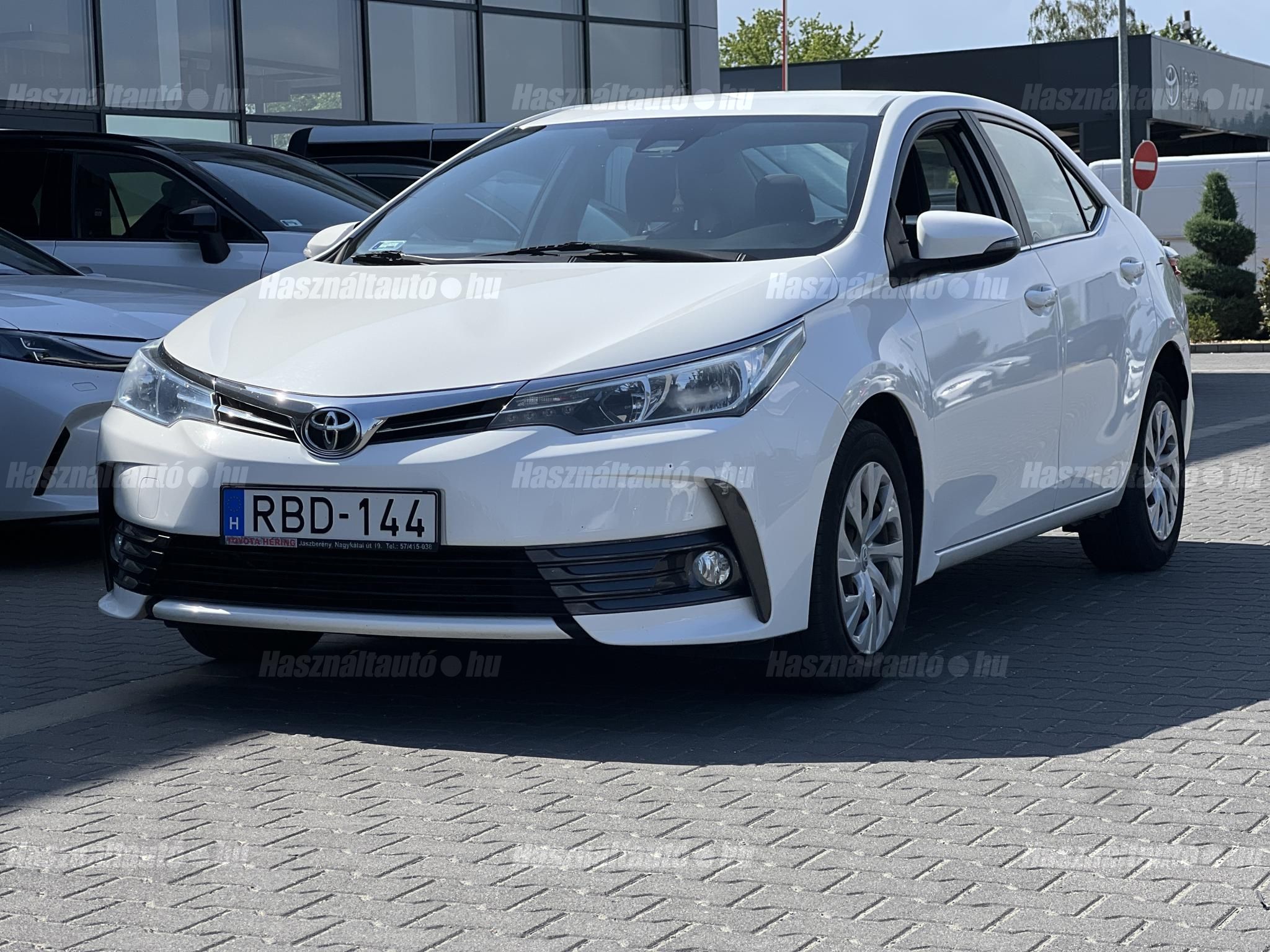TOYOTA COROLLA 2018/9 - 1