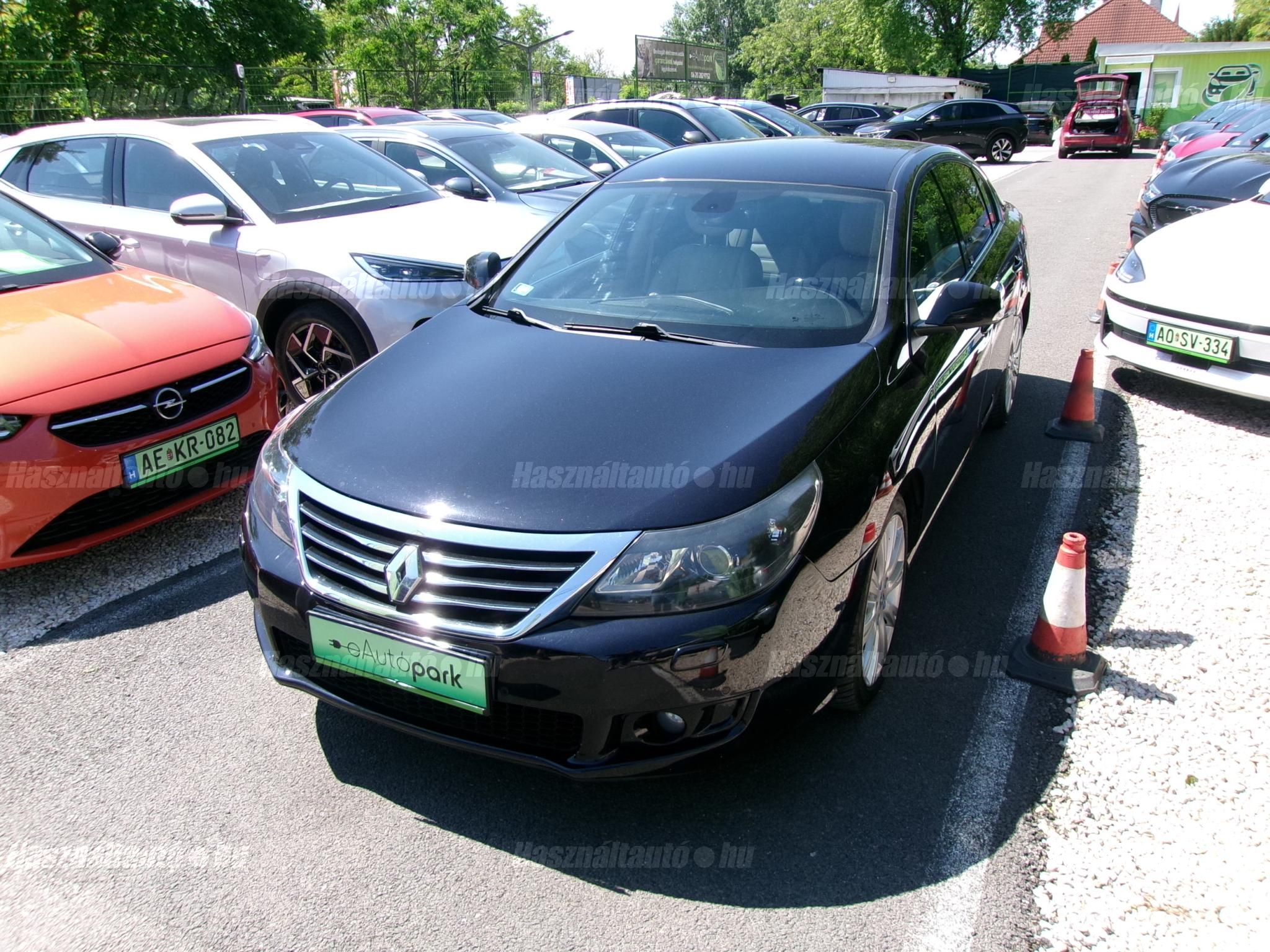 RENAULT LATITUDE 2011/6 - 1