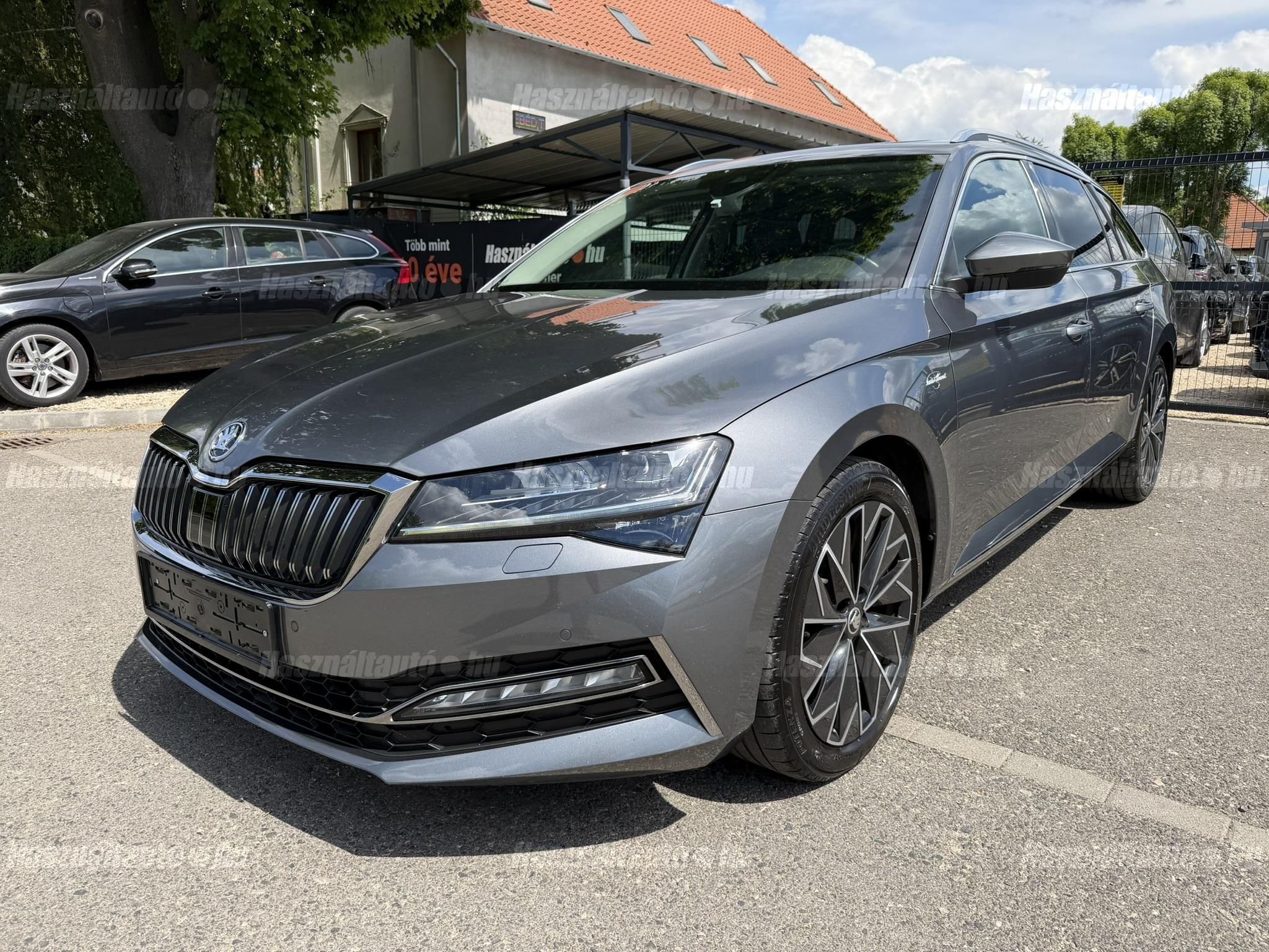 SKODA SUPERB 2023/7 - 1