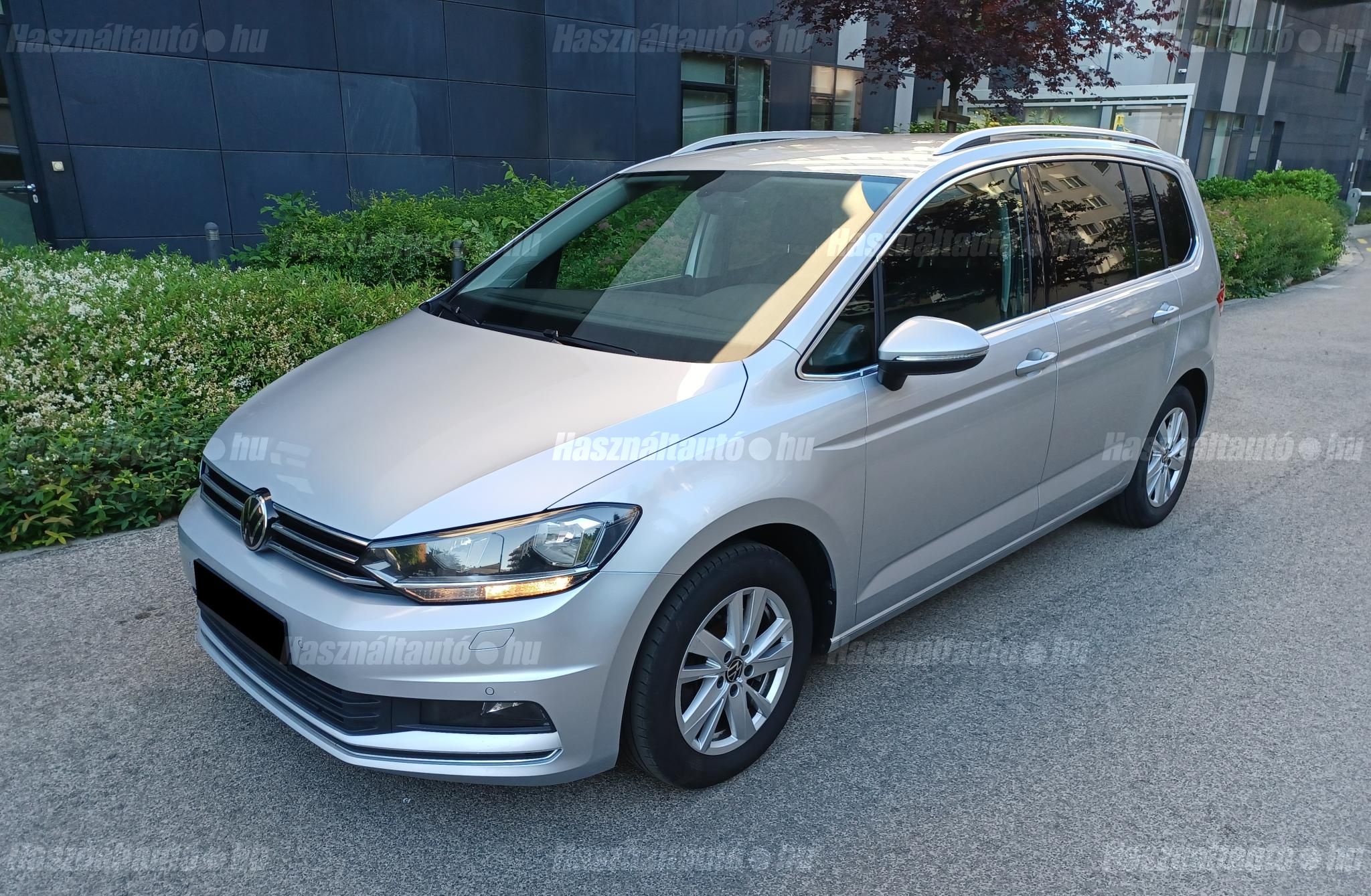 VOLKSWAGEN TOURAN 2020/12 - 1