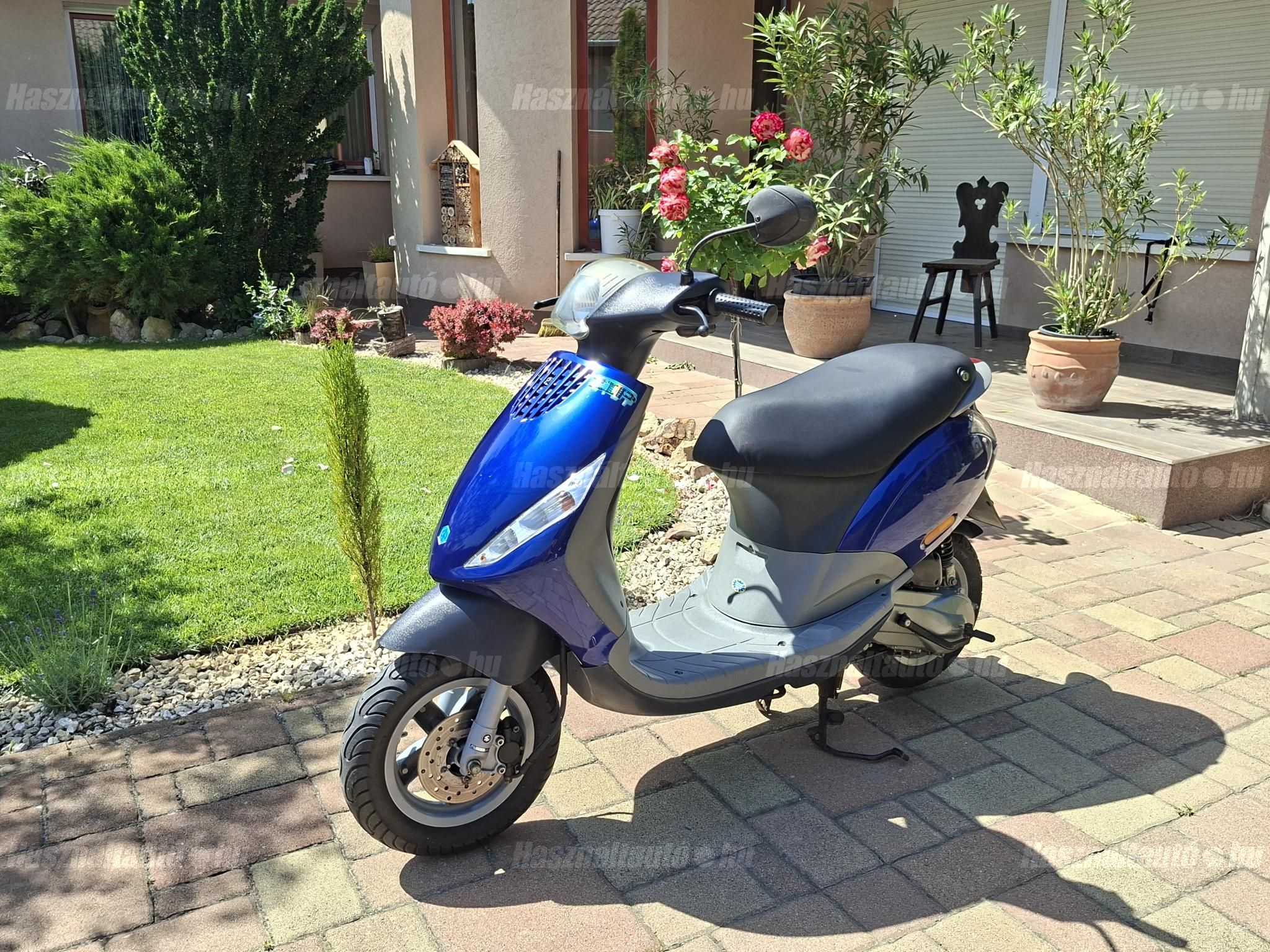 PIAGGIO ZIP 50 2002/8 - 1