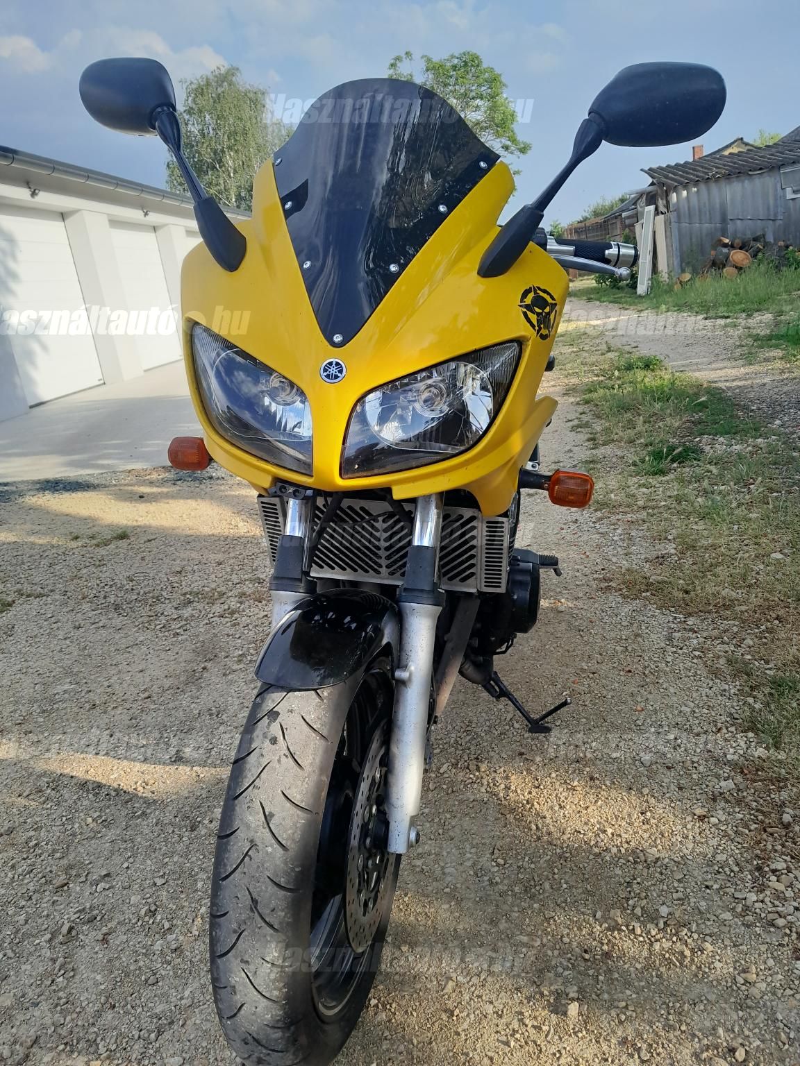 YAMAHA FZS 600 (FAZER) 2002/7 - 1