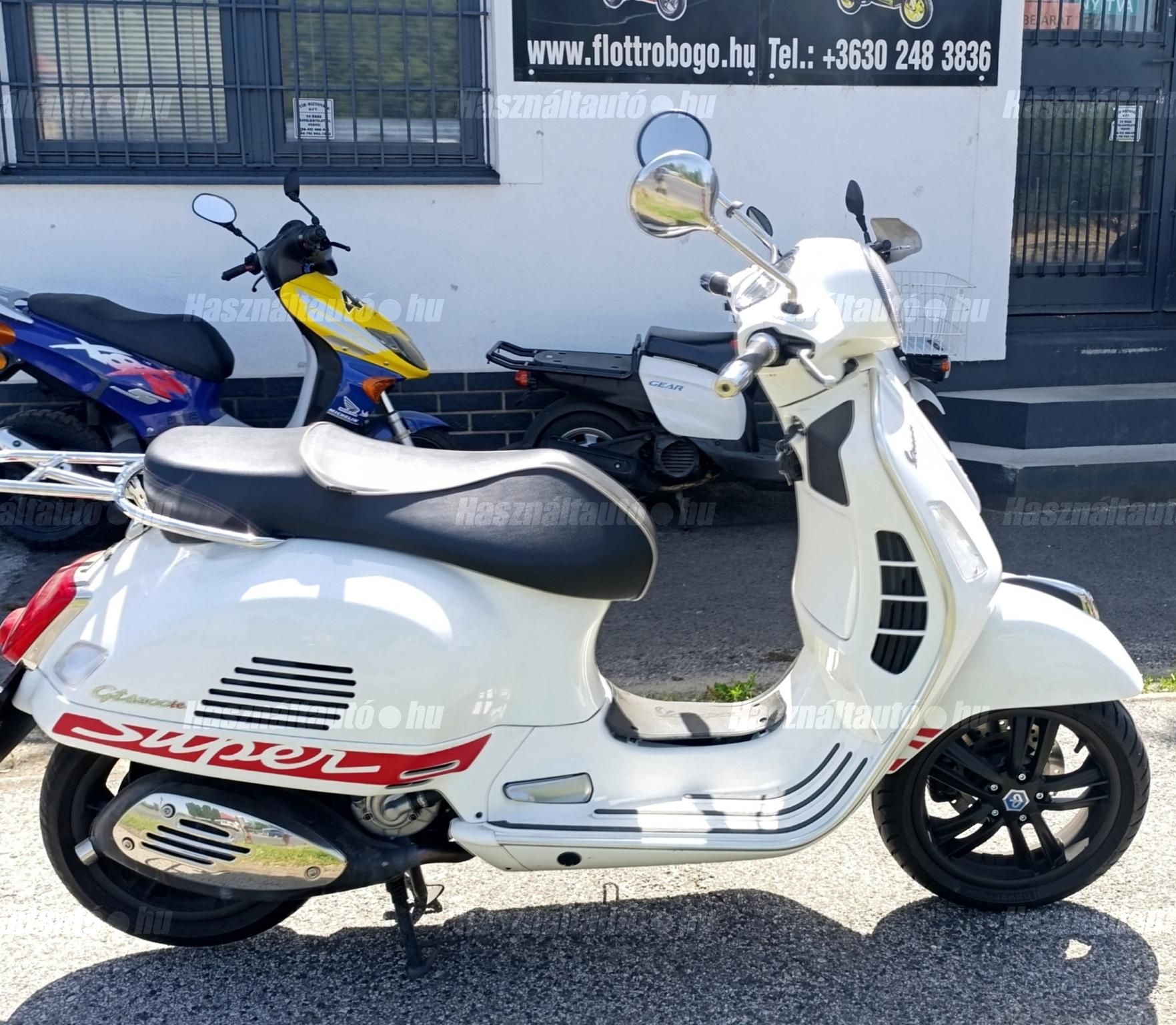 VESPA GTS 2015 - 1