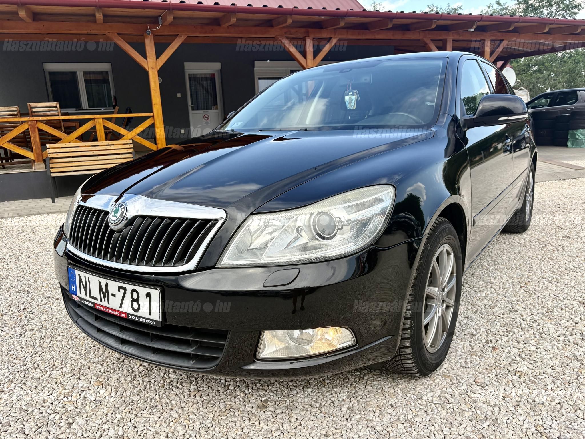 SKODA OCTAVIA 2011/9 - 1