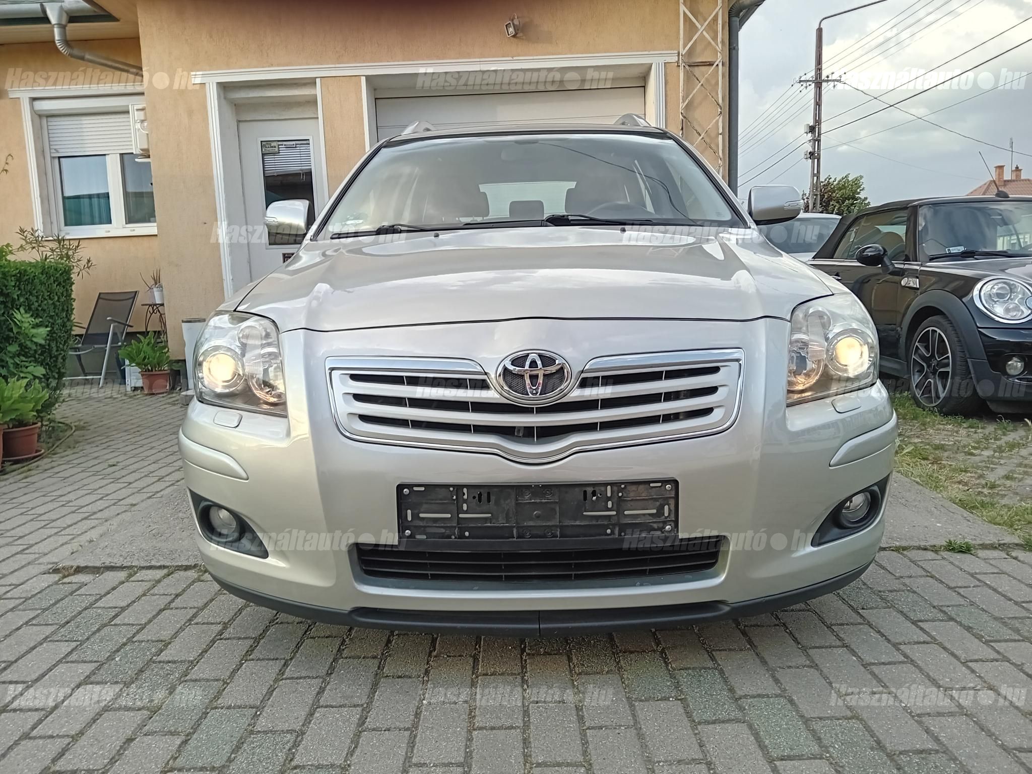 TOYOTA AVENSIS 2008/3 - 1