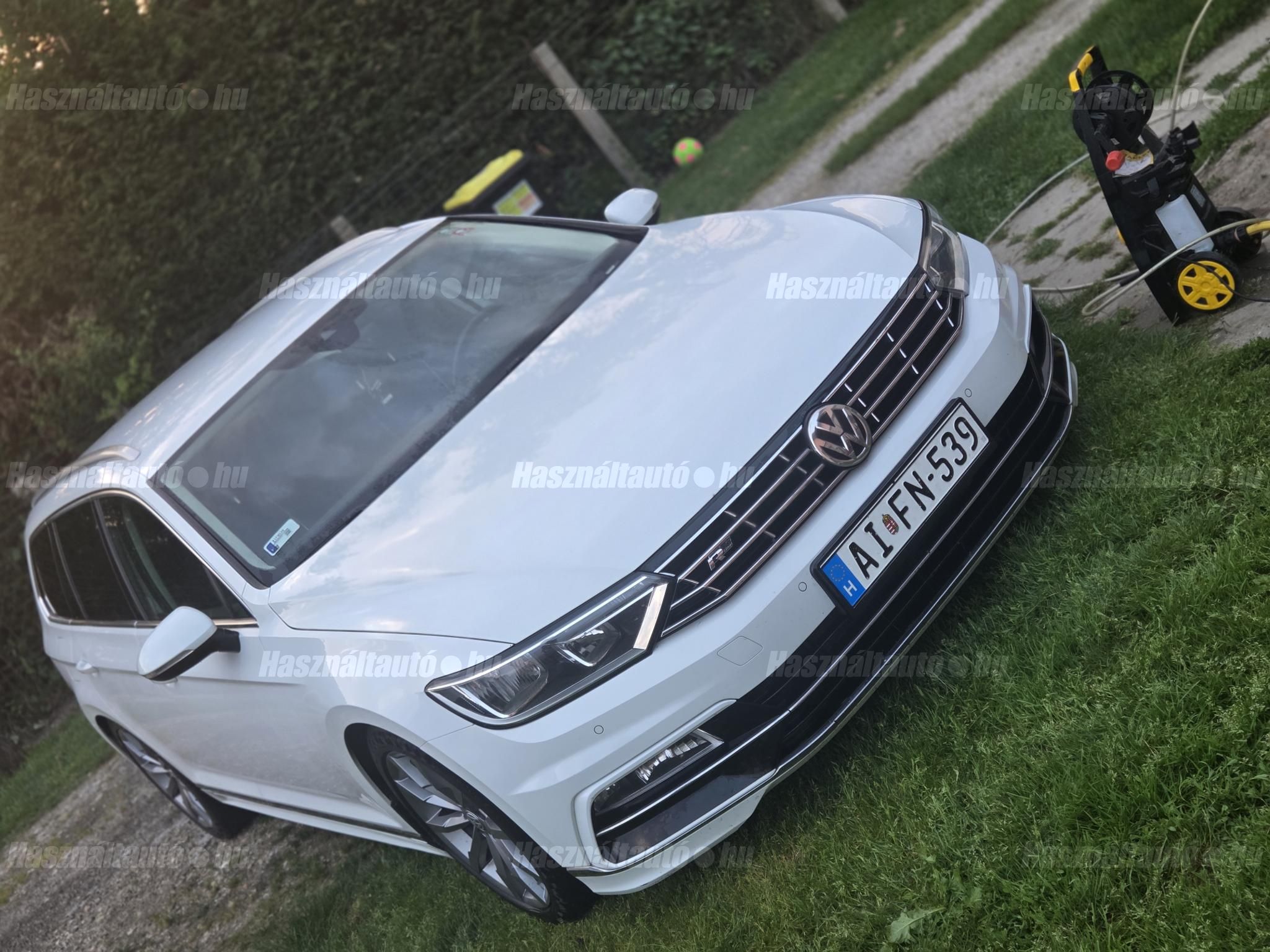 VOLKSWAGEN PASSAT VIII 2016/5 - 1