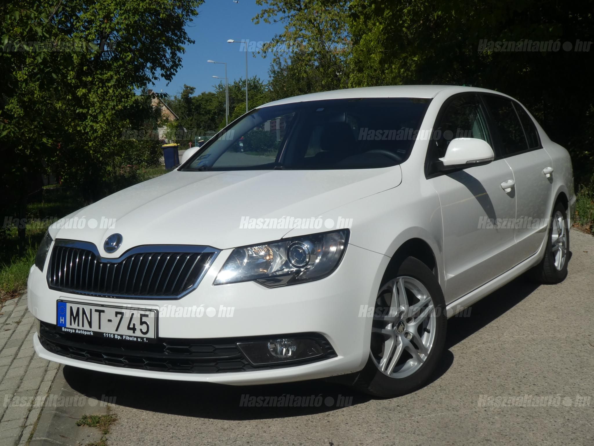 SKODA SUPERB 2013/11 - 1