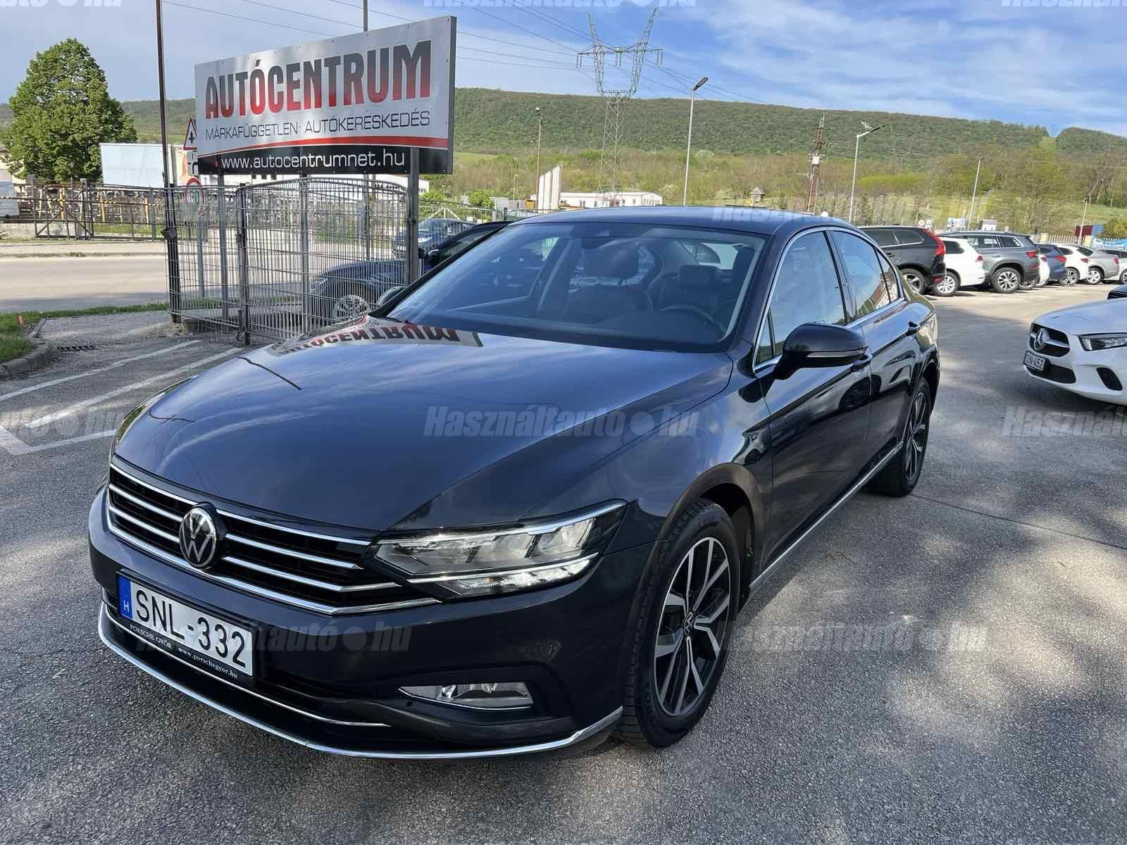 VOLKSWAGEN PASSAT 2021/4 - 1