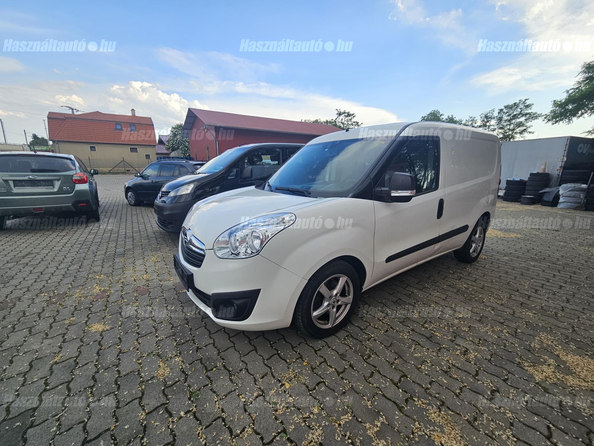 OPEL COMBO 2017/5 - 1