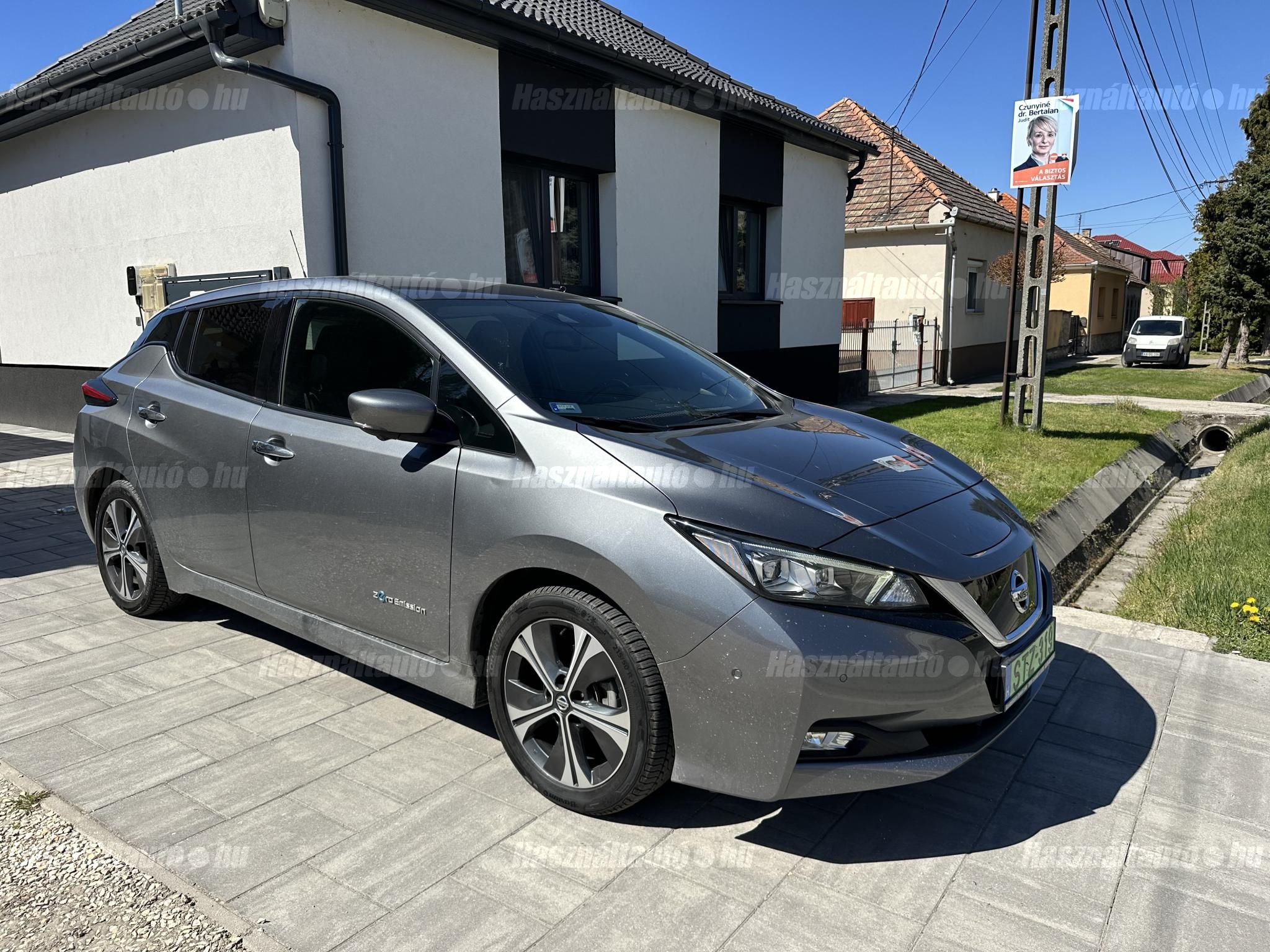 NISSAN LEAF 2019/4 - 1