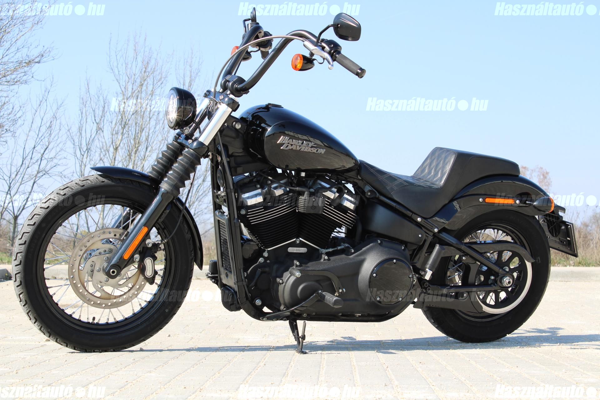 HARLEY-DAVIDSON STREET BOB 2018/6 - 1